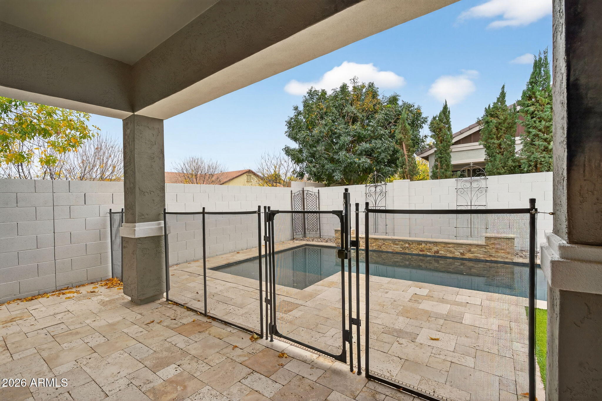 3075 E APPALOOSA Road