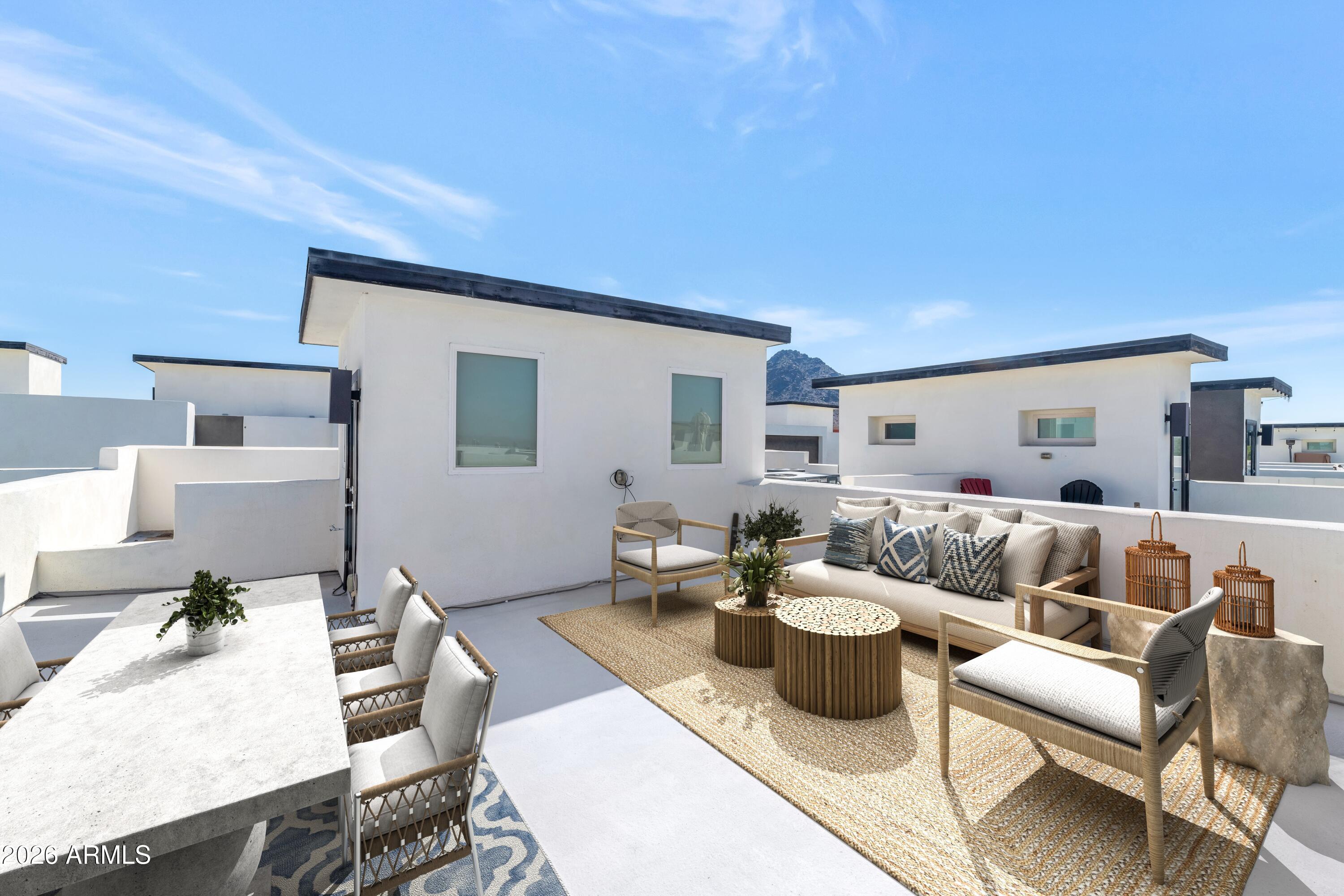 1717 E MORTEN Avenue 49