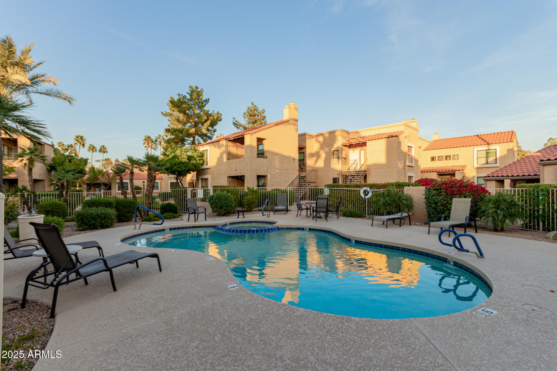 8787 E MOUNTAIN VIEW Road 2014