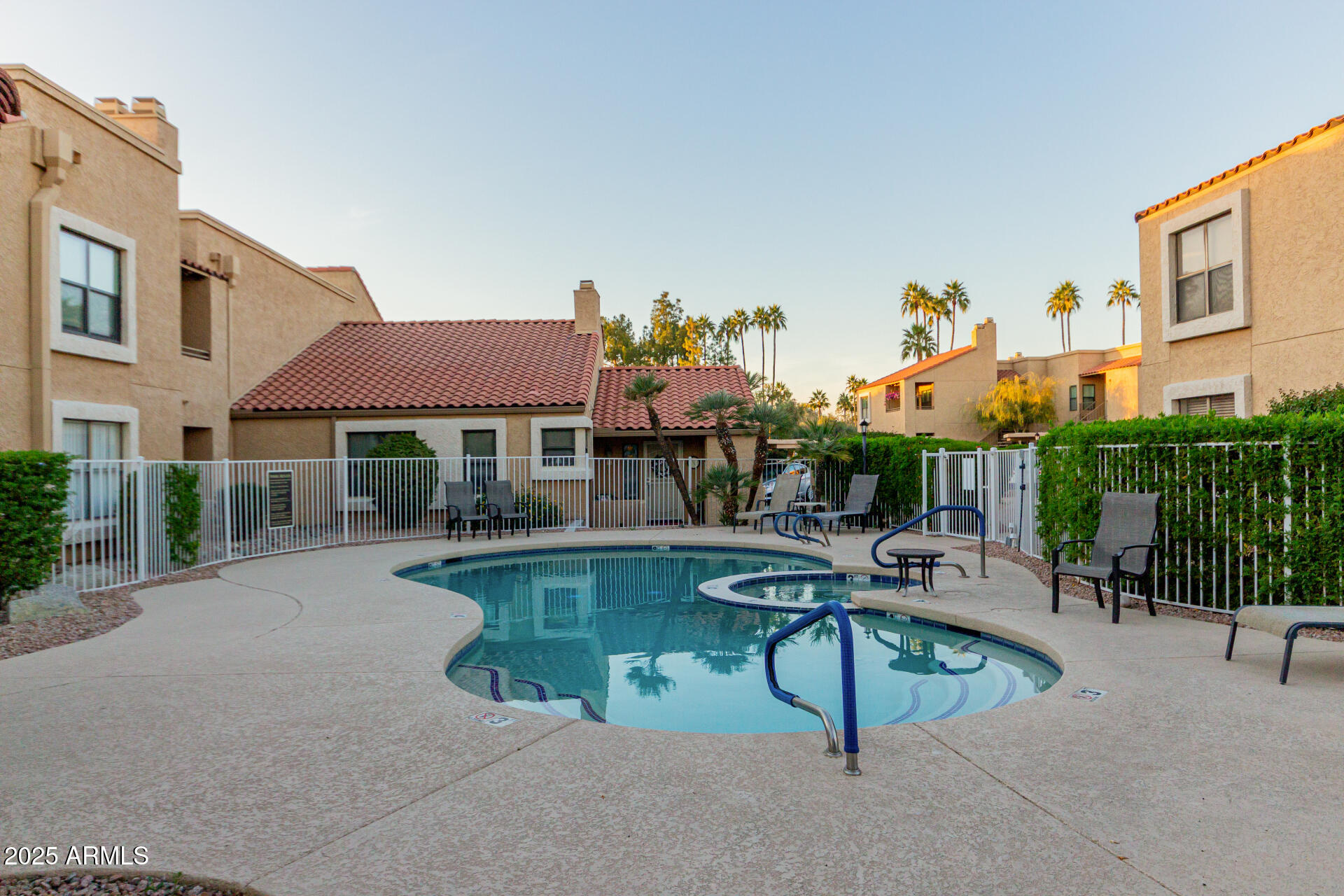 8787 E MOUNTAIN VIEW Road 2014