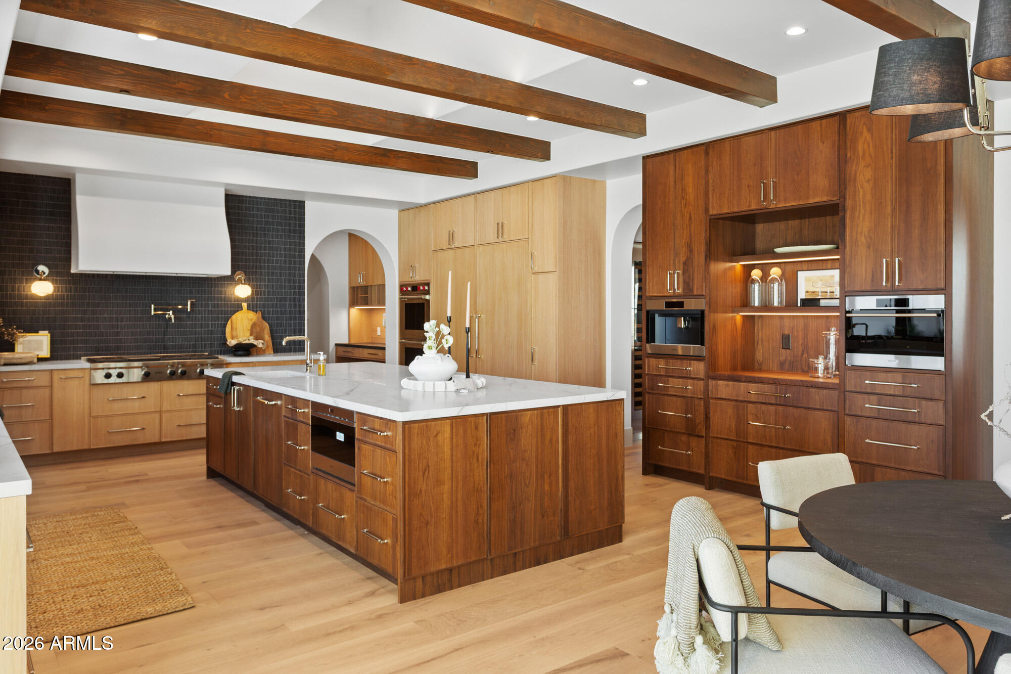 4605 E ROCKRIDGE Road