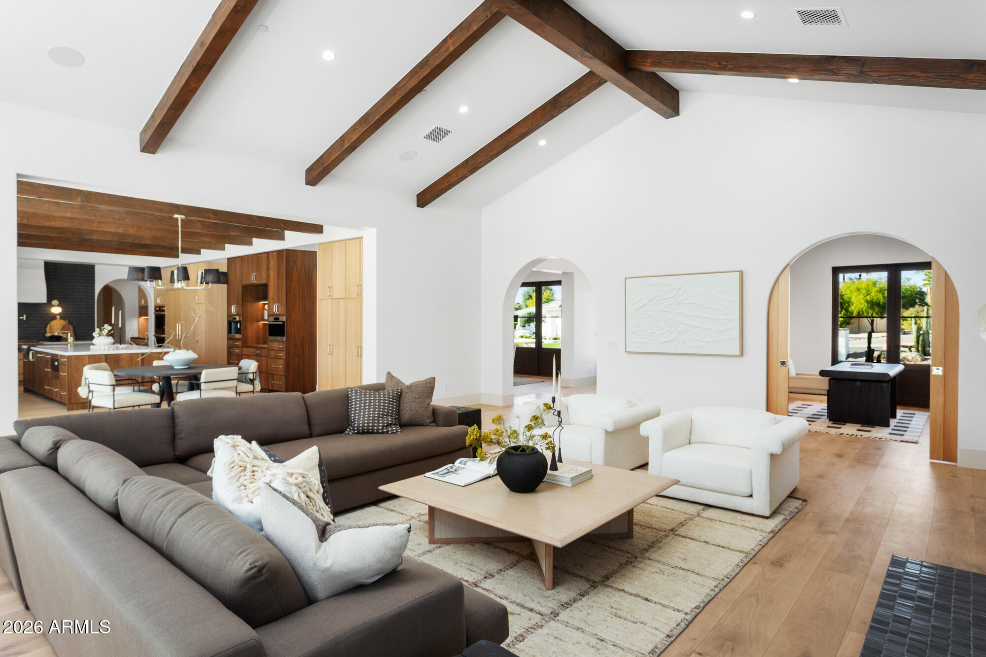 4605 E ROCKRIDGE Road