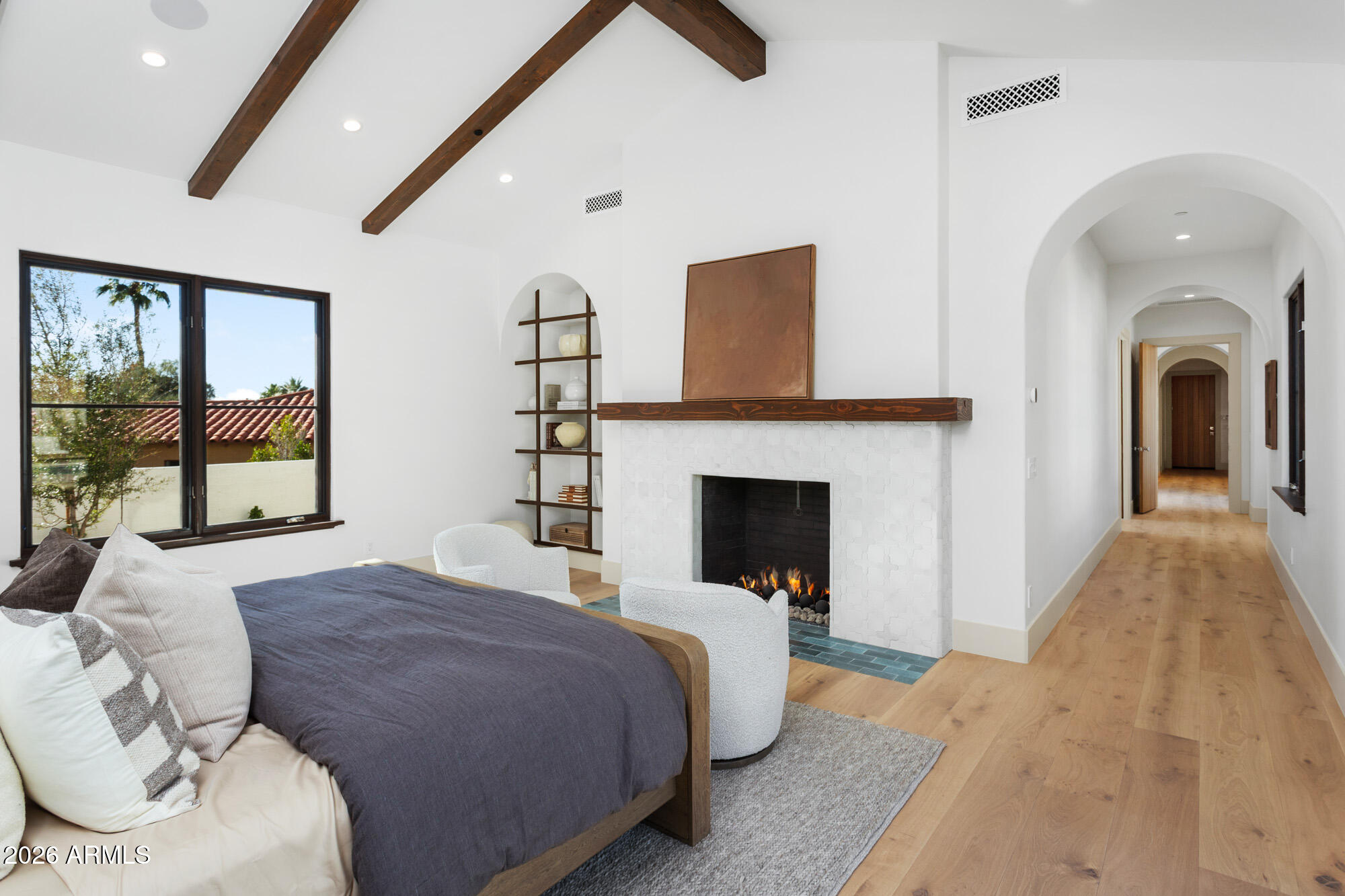 4605 E ROCKRIDGE Road