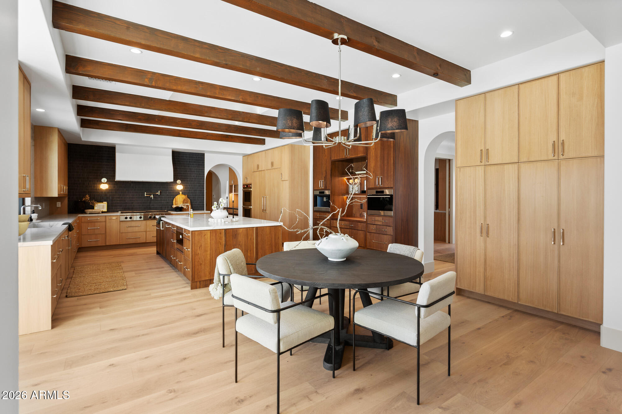 4605 E ROCKRIDGE Road