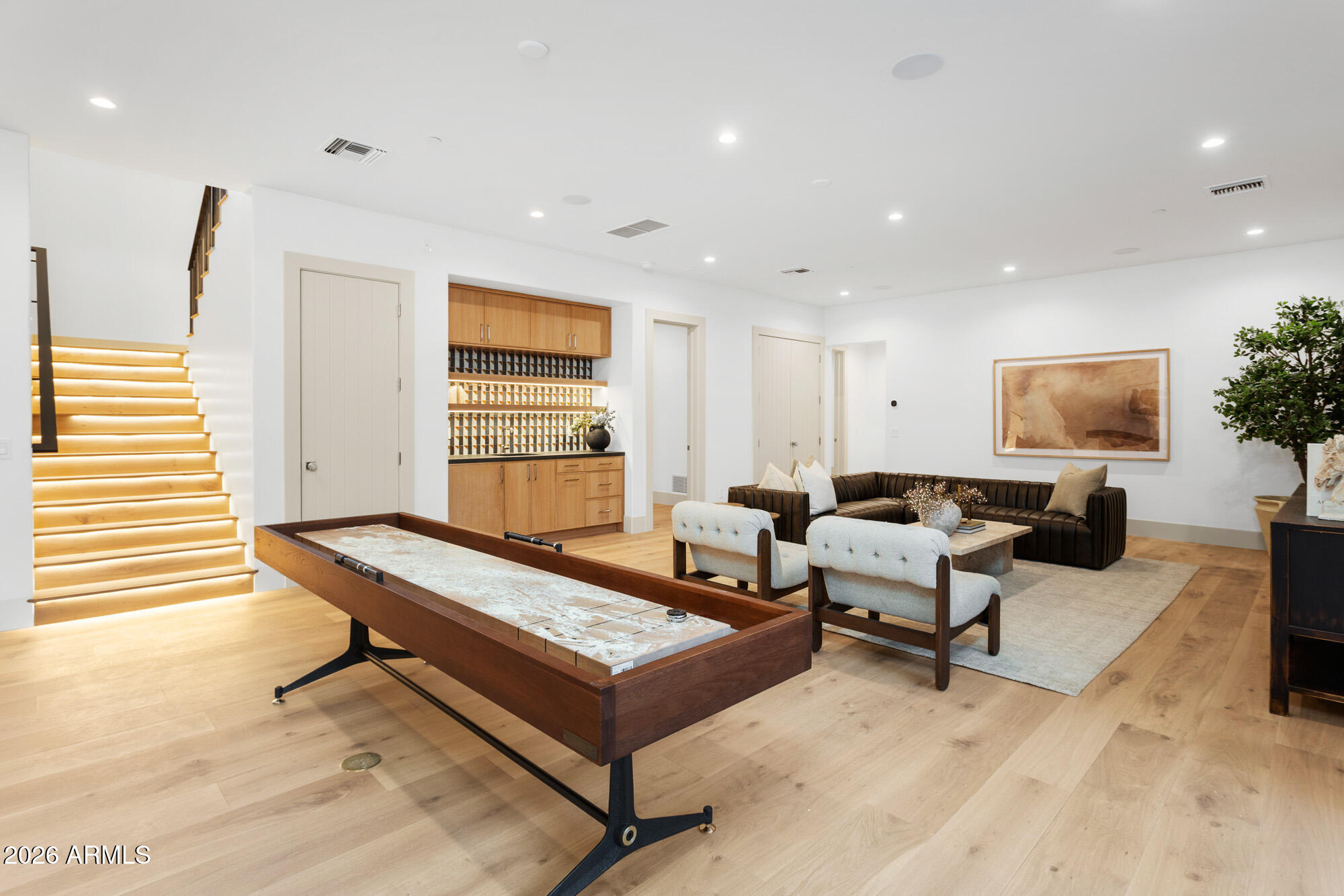 4605 E ROCKRIDGE Road