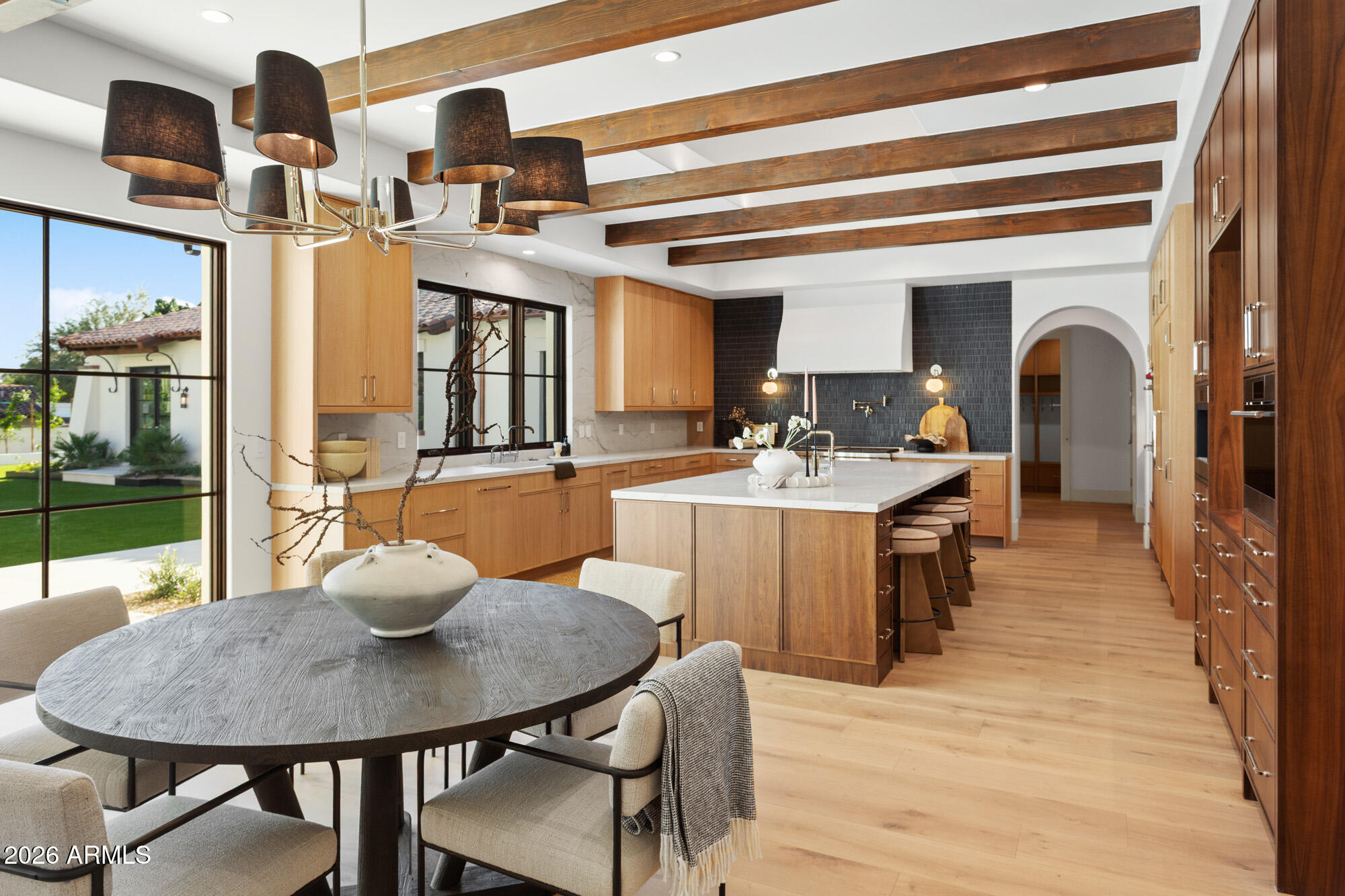 4605 E ROCKRIDGE Road