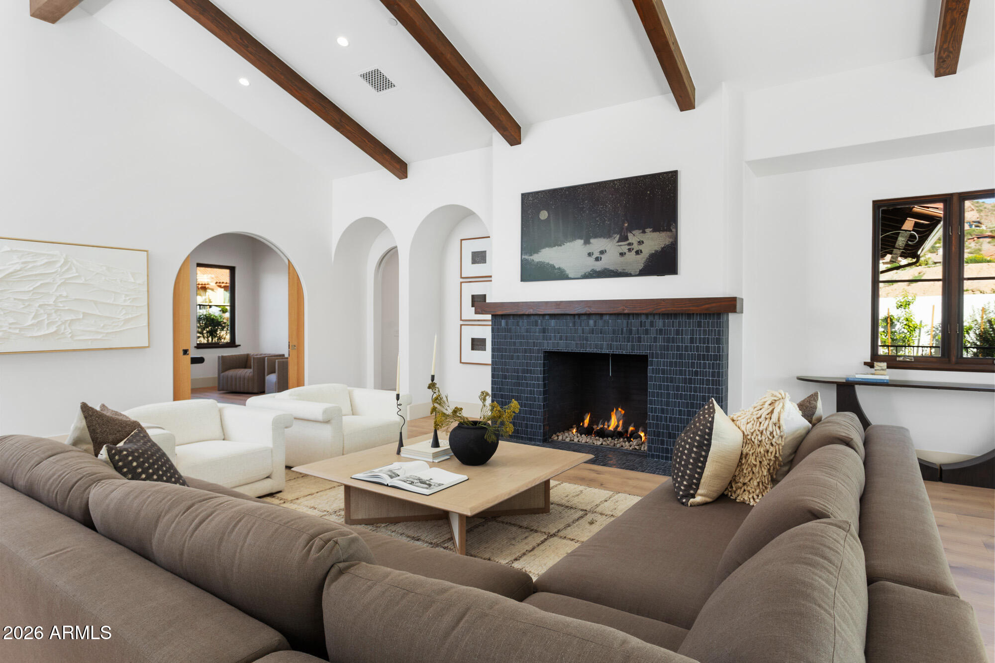 4605 E ROCKRIDGE Road