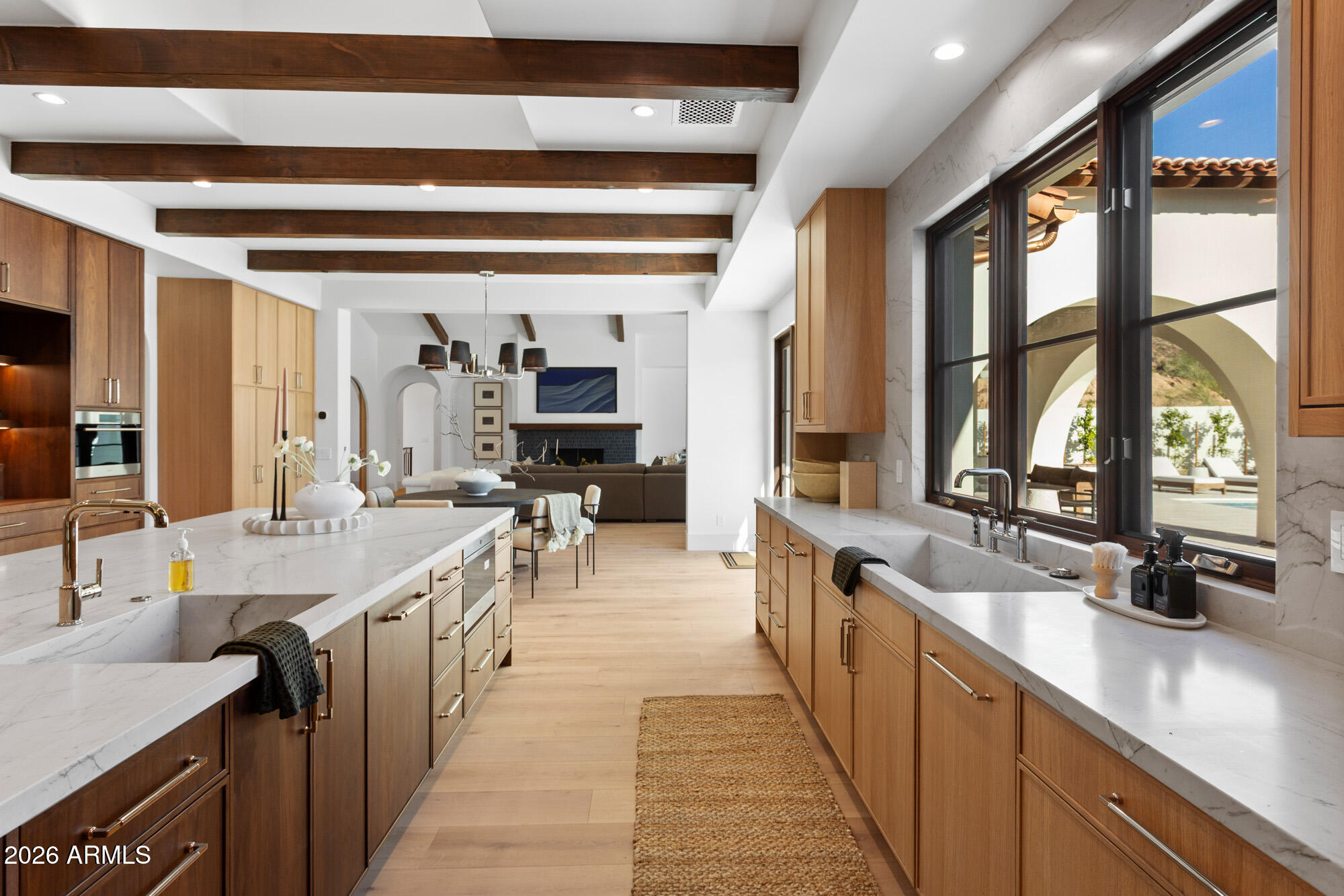 4605 E ROCKRIDGE Road