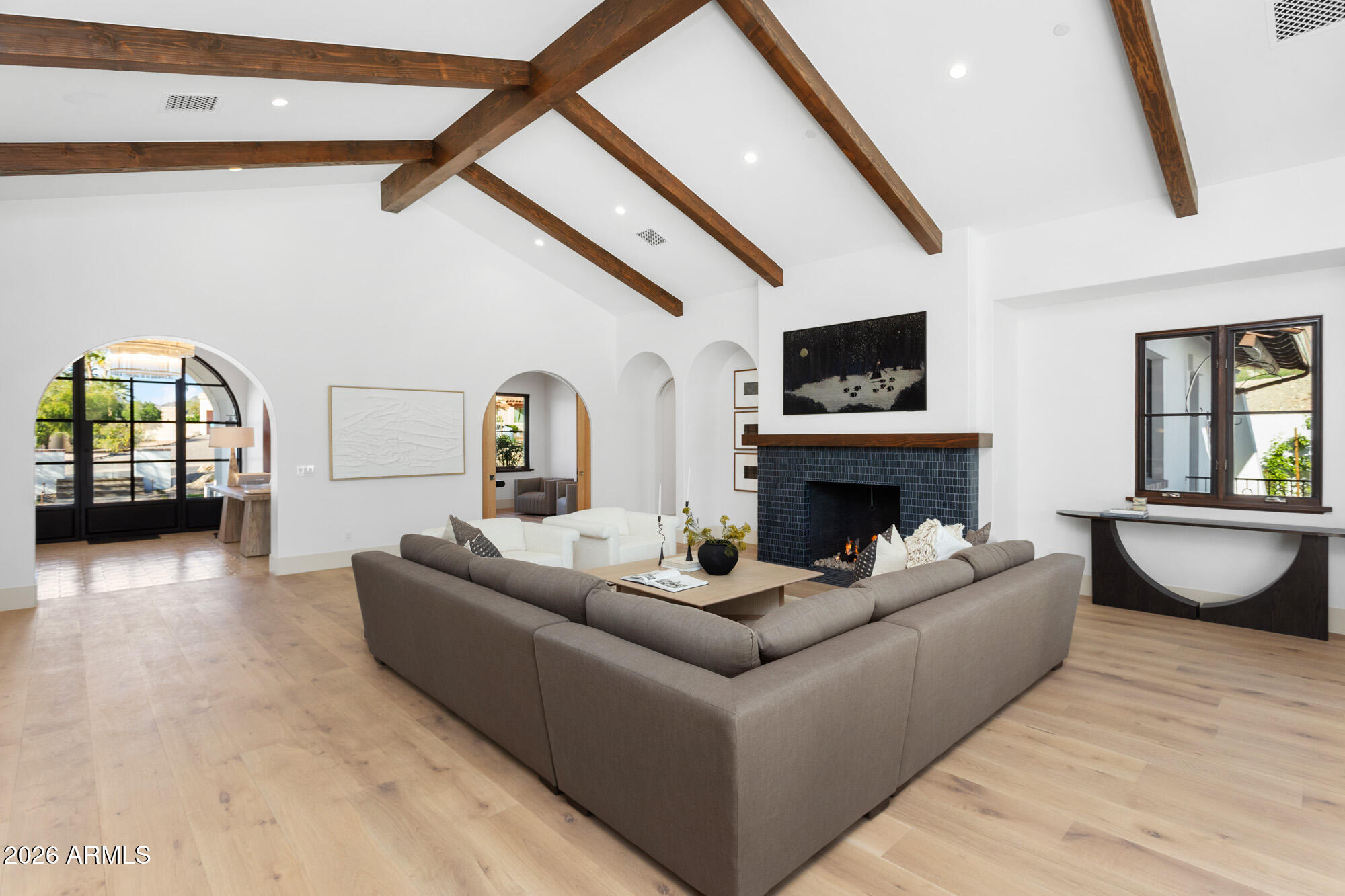 4605 E ROCKRIDGE Road