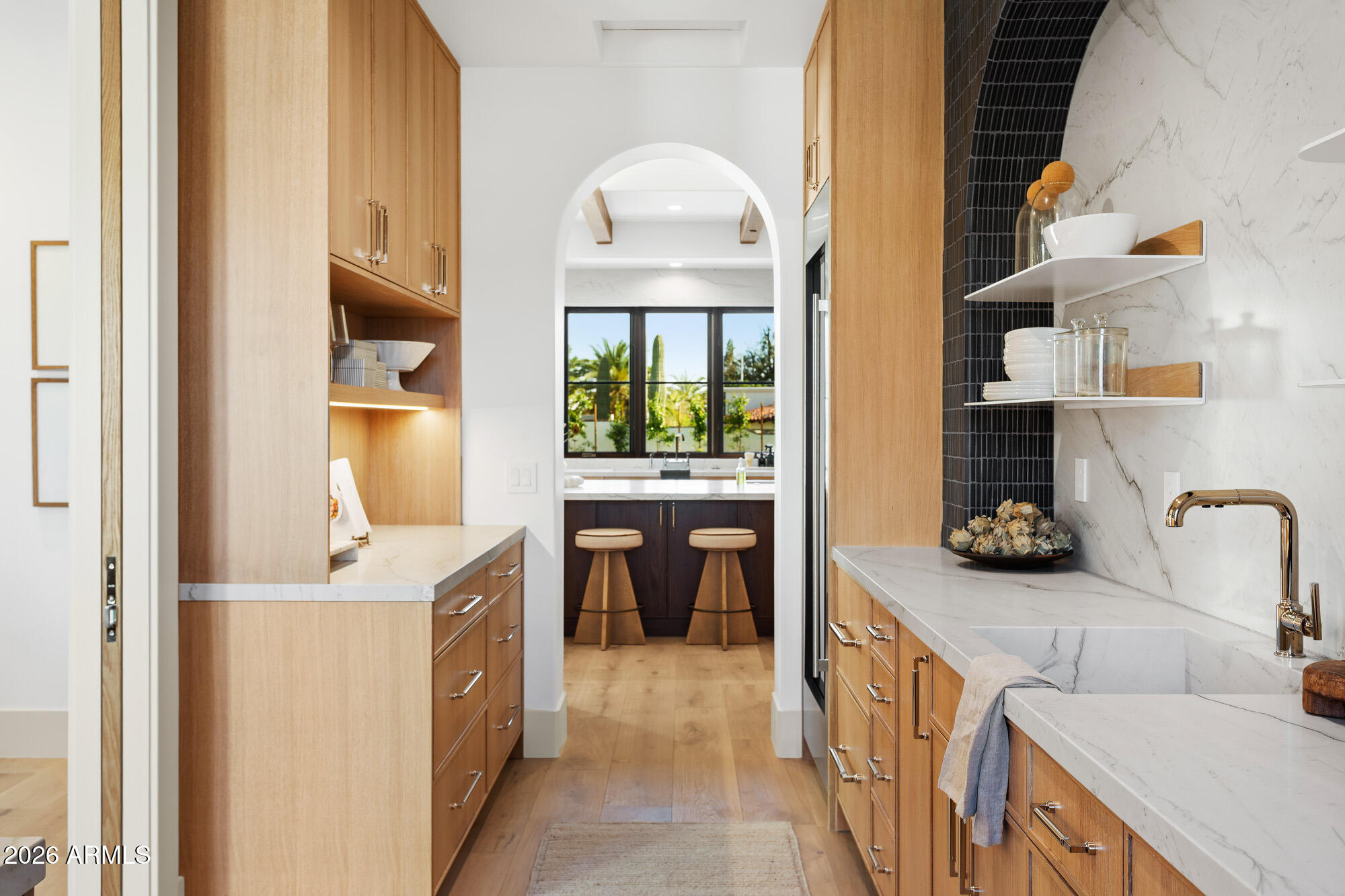 4605 E ROCKRIDGE Road