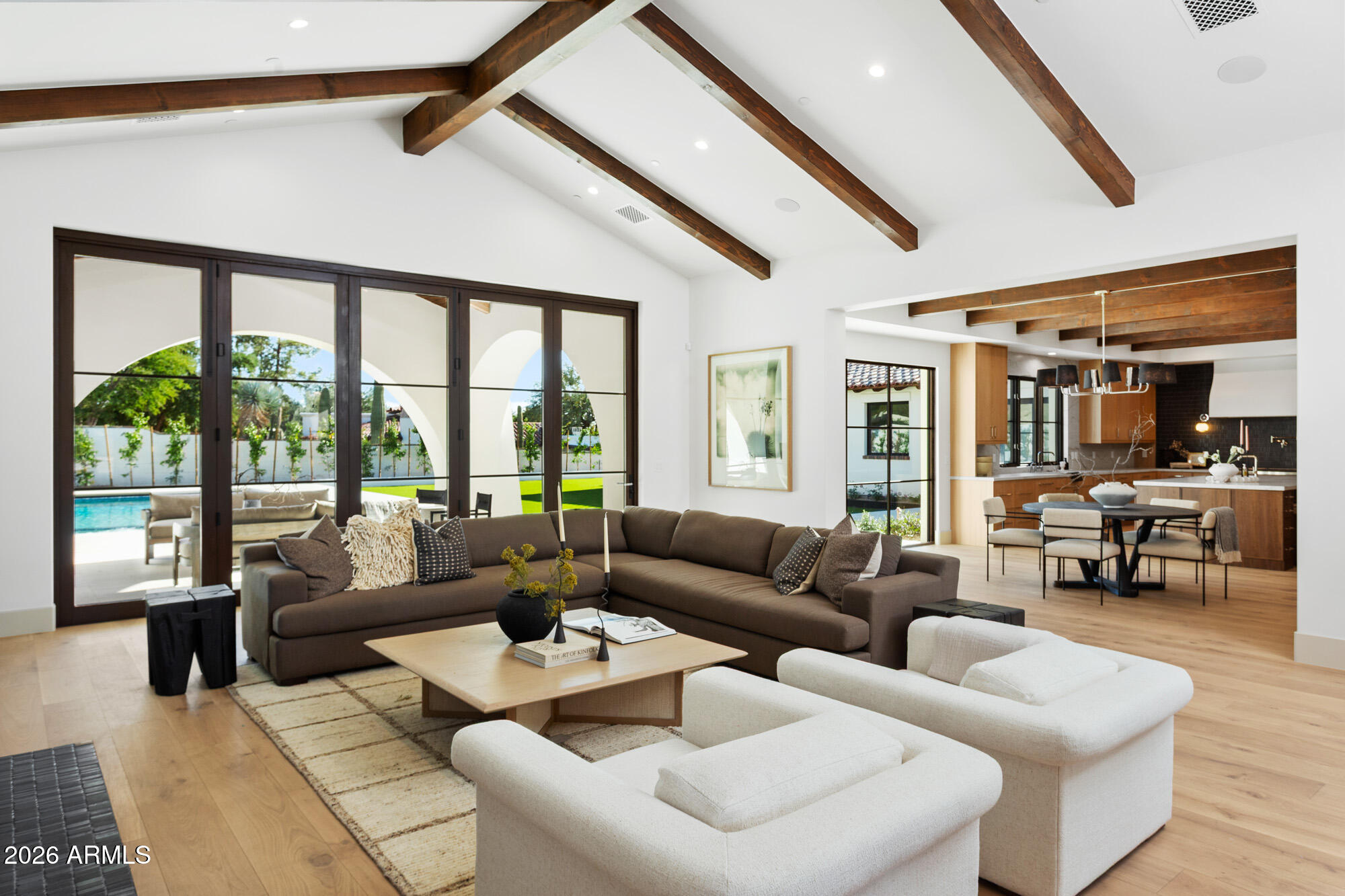 4605 E ROCKRIDGE Road