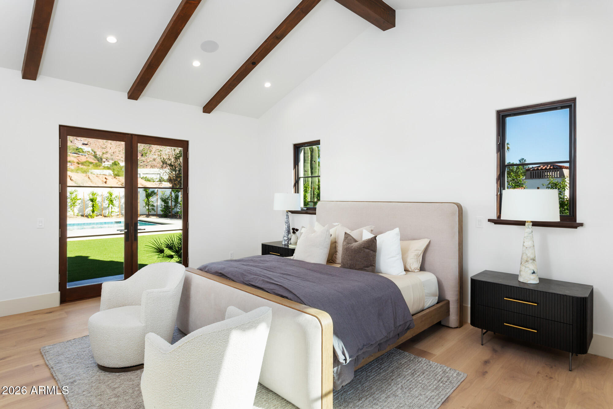 4605 E ROCKRIDGE Road