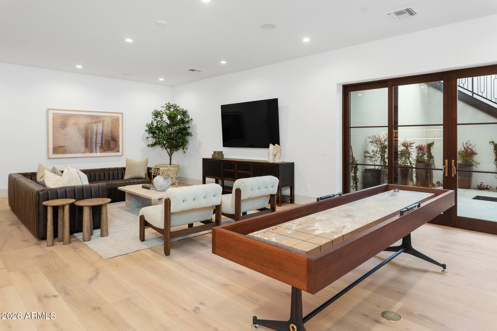 4605 E ROCKRIDGE Road