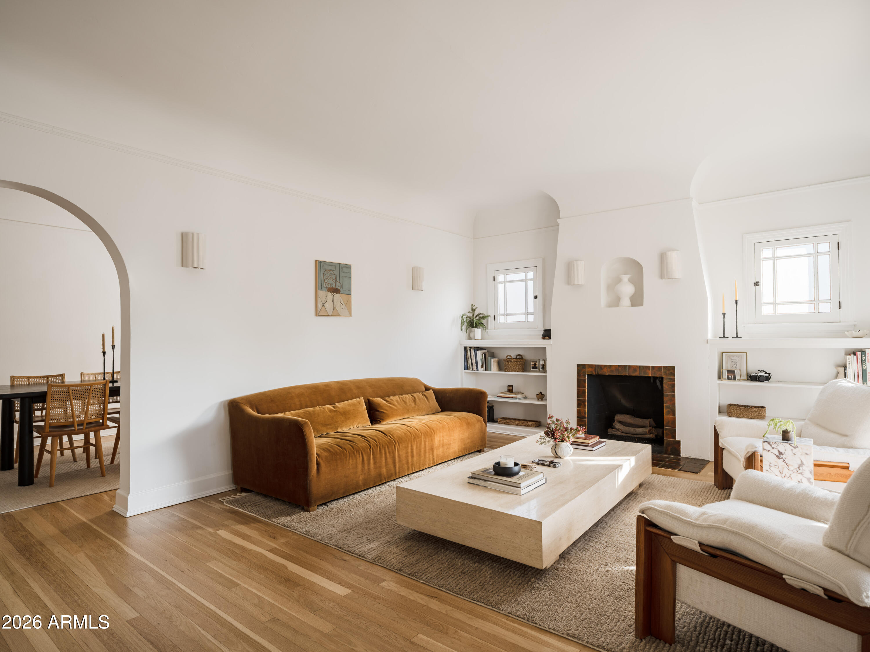 926 W LYNWOOD Street