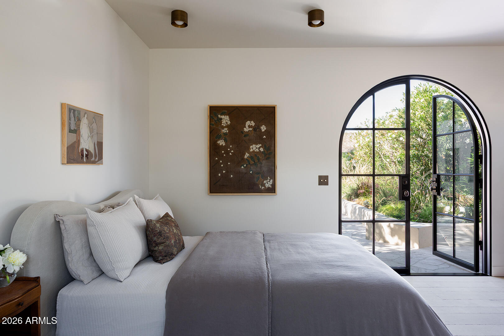 926 W LYNWOOD Street