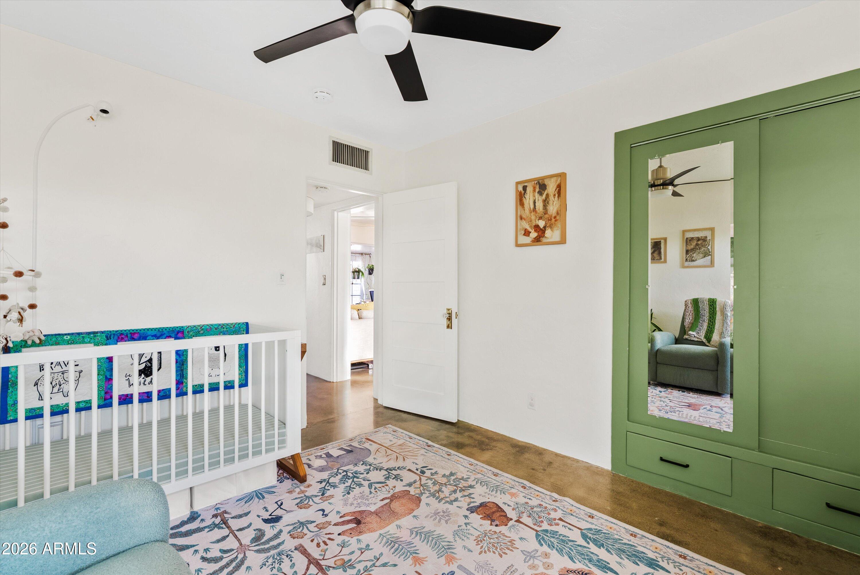 1346 E CORONADO Road