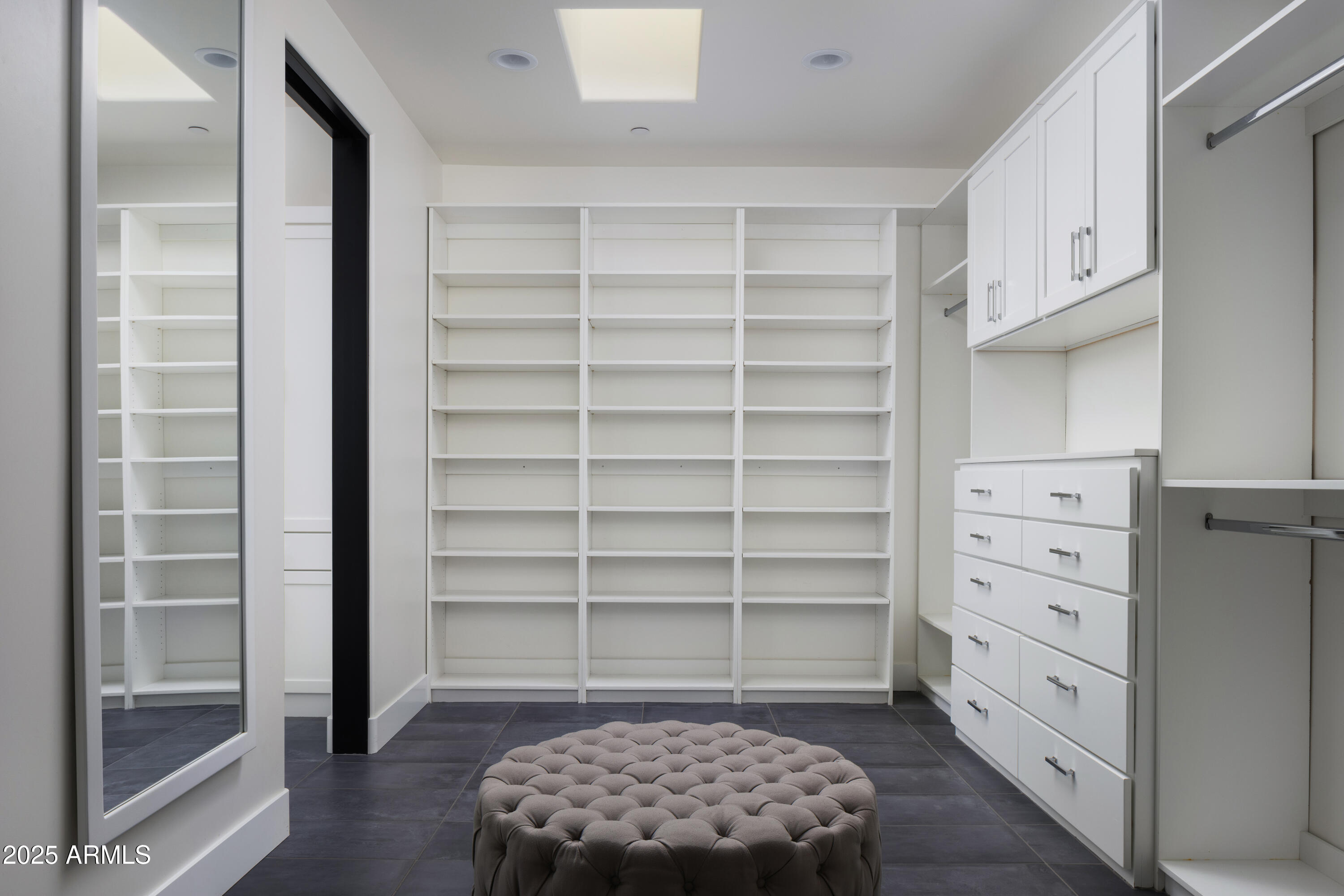 6718 E SAN JUAN Avenue