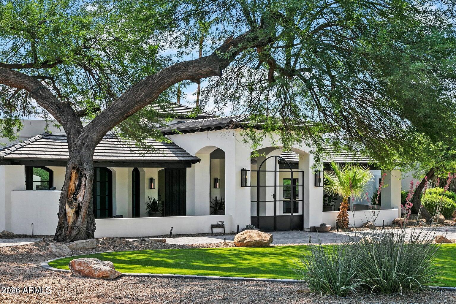 6718 E SAN JUAN Avenue