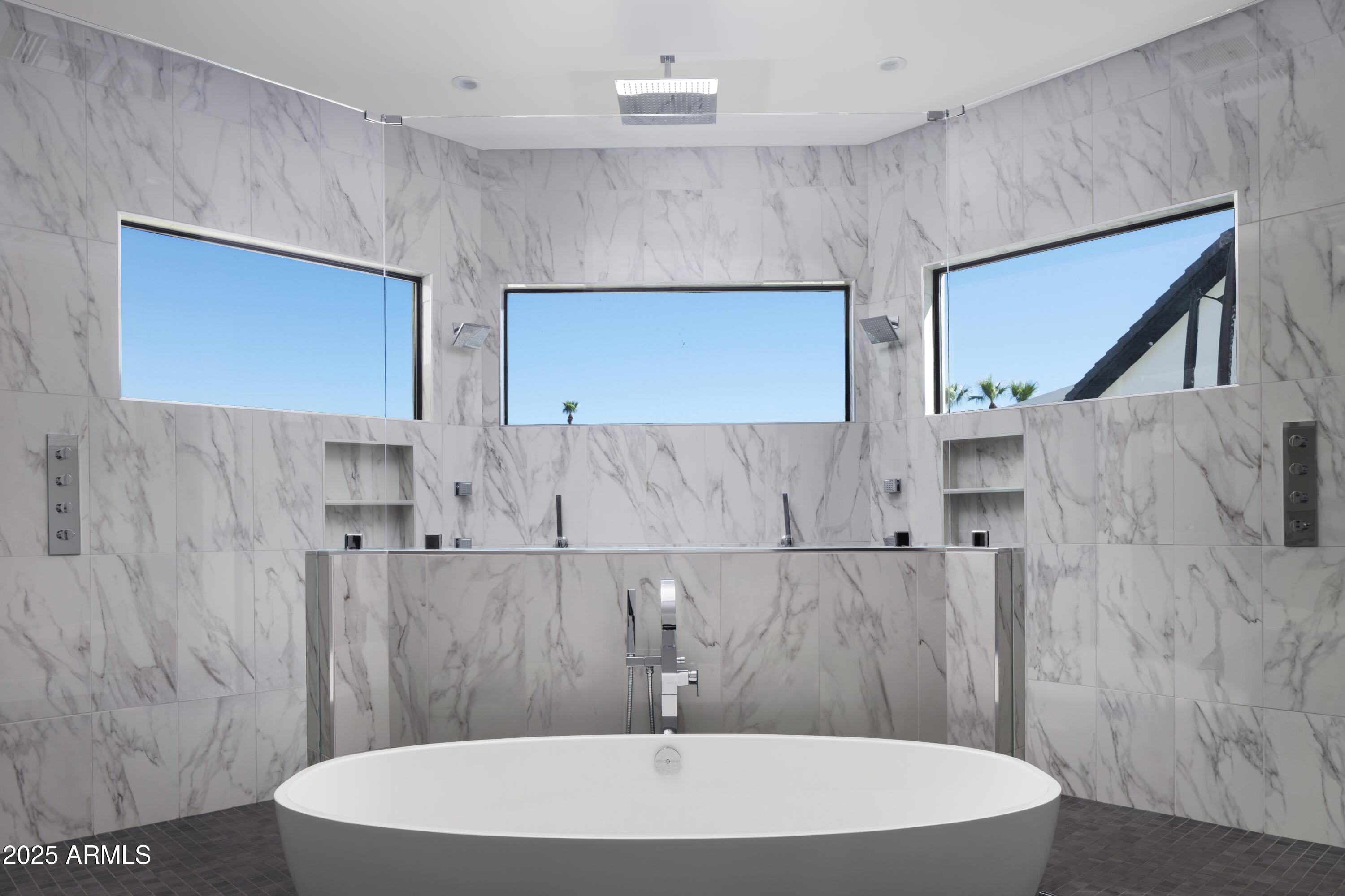 6718 E SAN JUAN Avenue