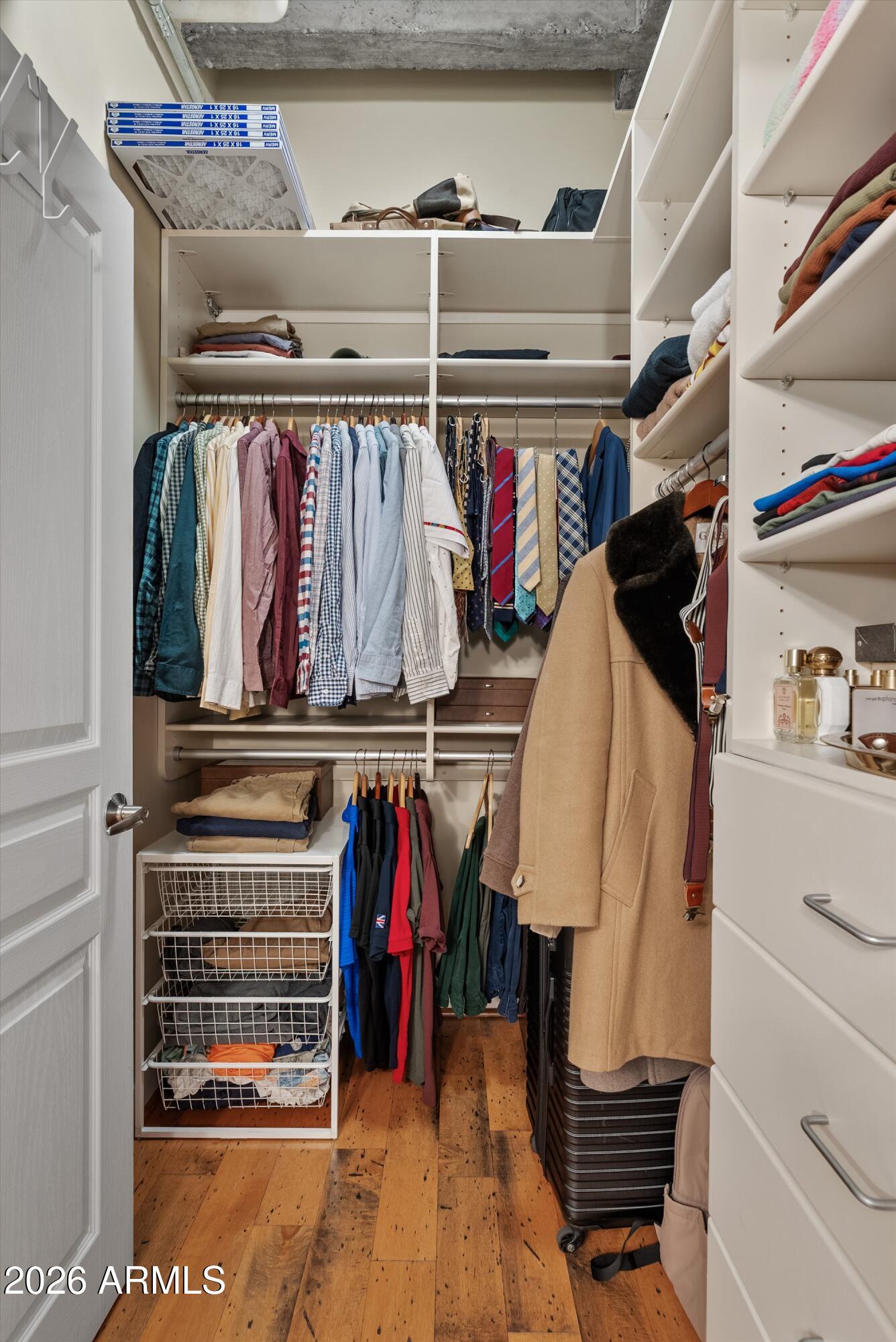 114 W ADAMS Street 802