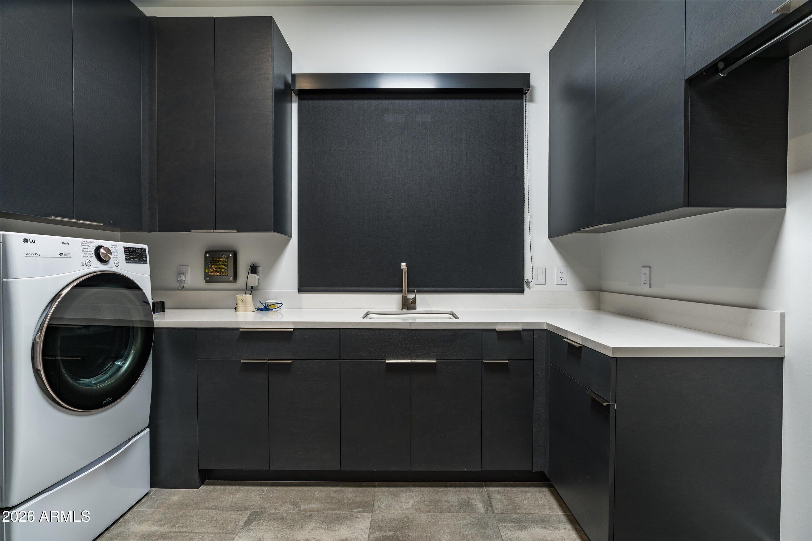 6917 E CACTUS WREN Road