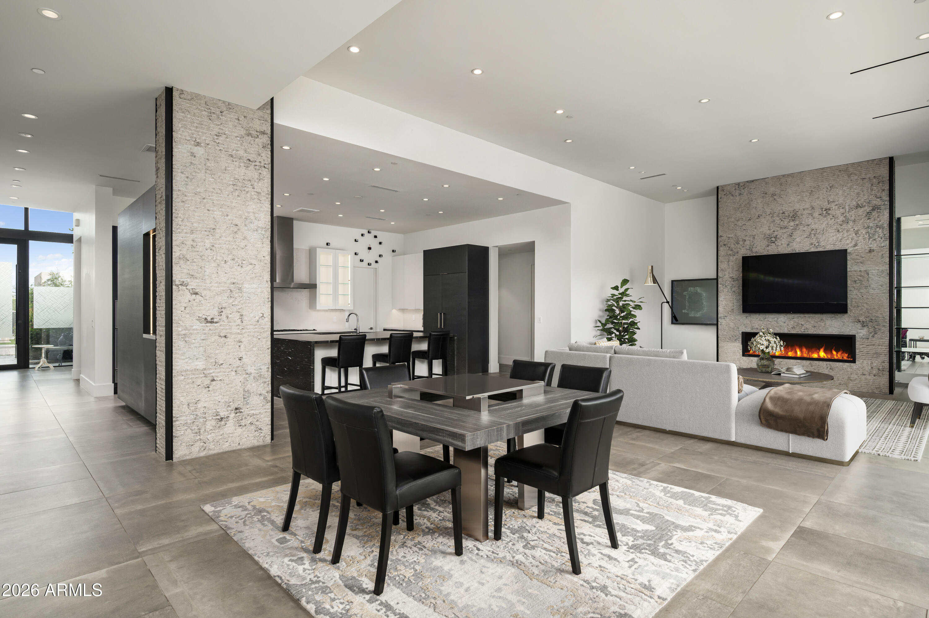 6917 E CACTUS WREN Road