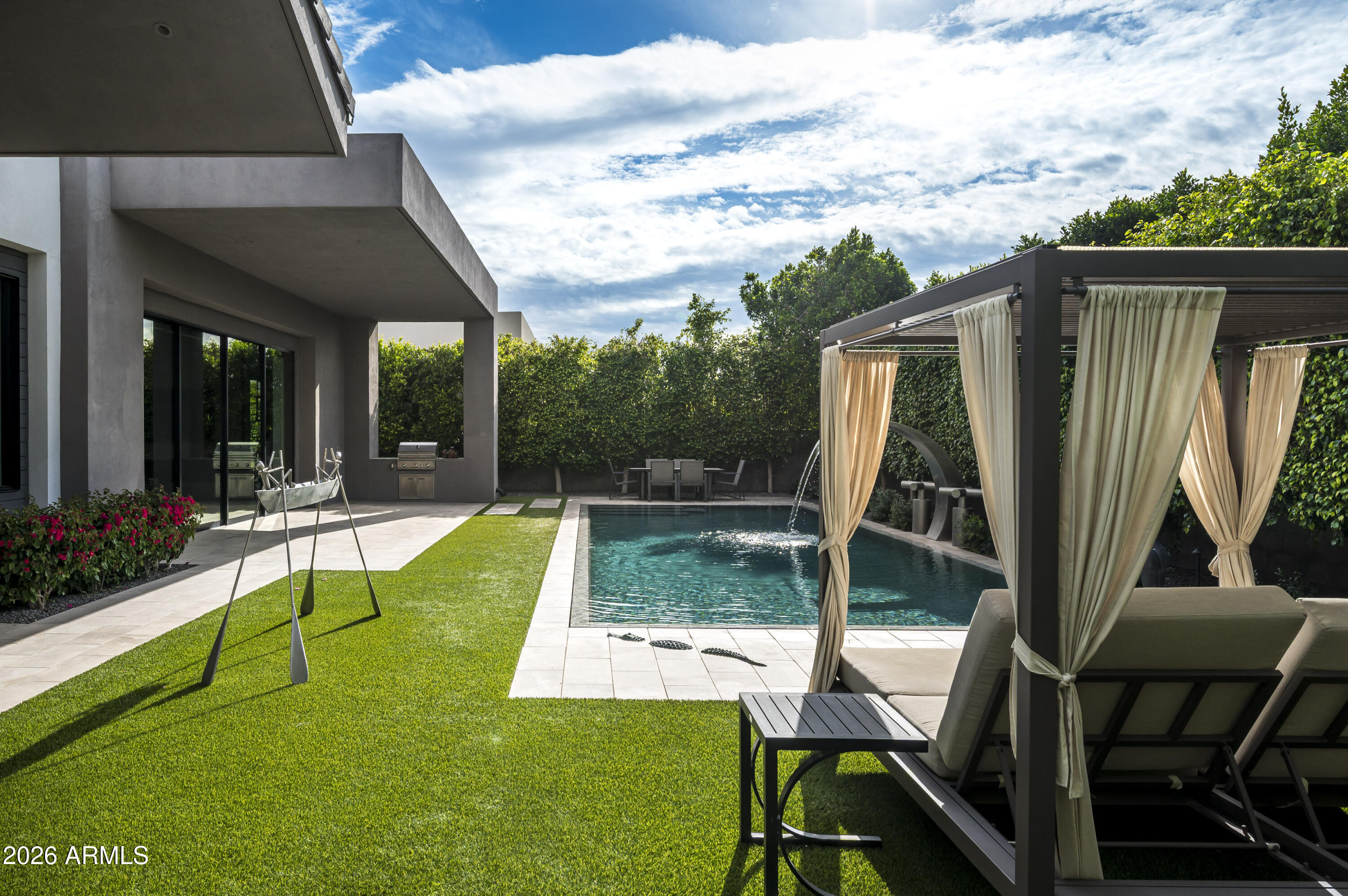 6917 E CACTUS WREN Road