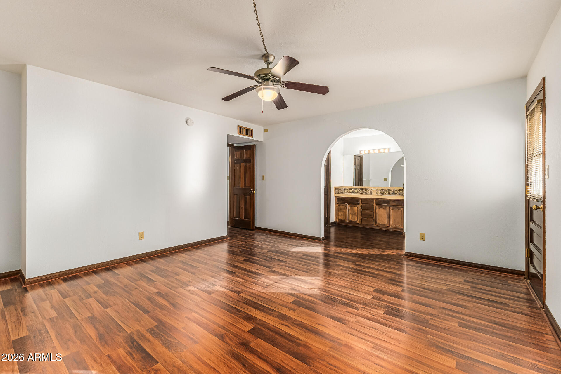 707 E REDFIELD Road E