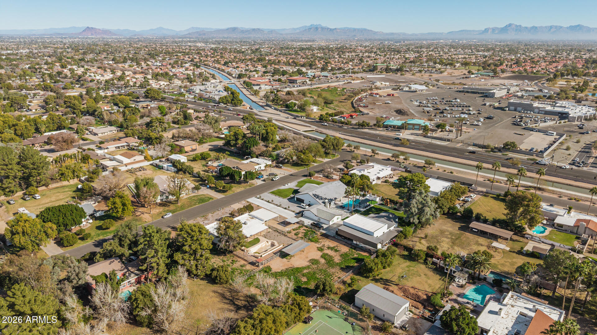 707 E REDFIELD Road E