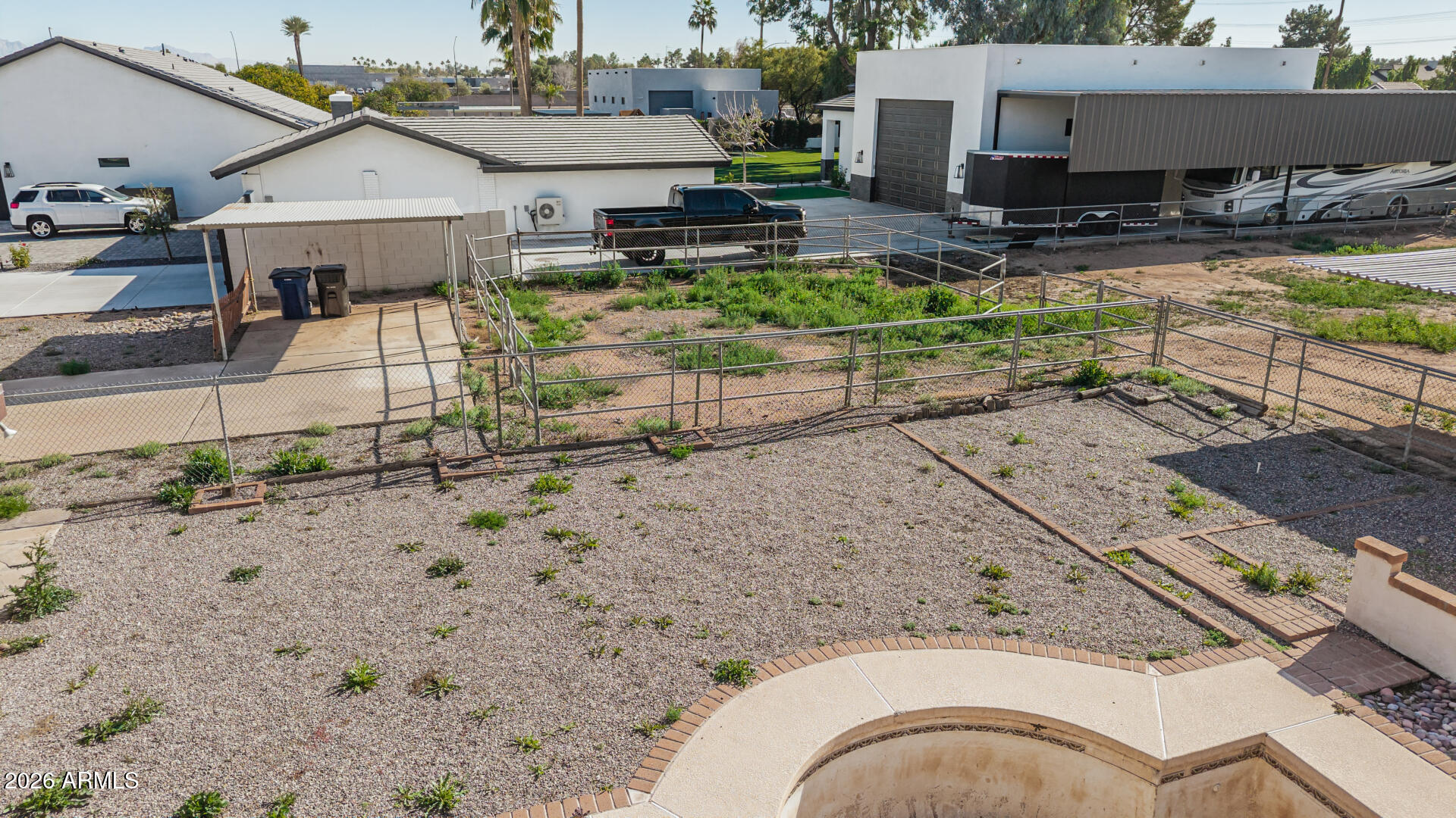 707 E REDFIELD Road E