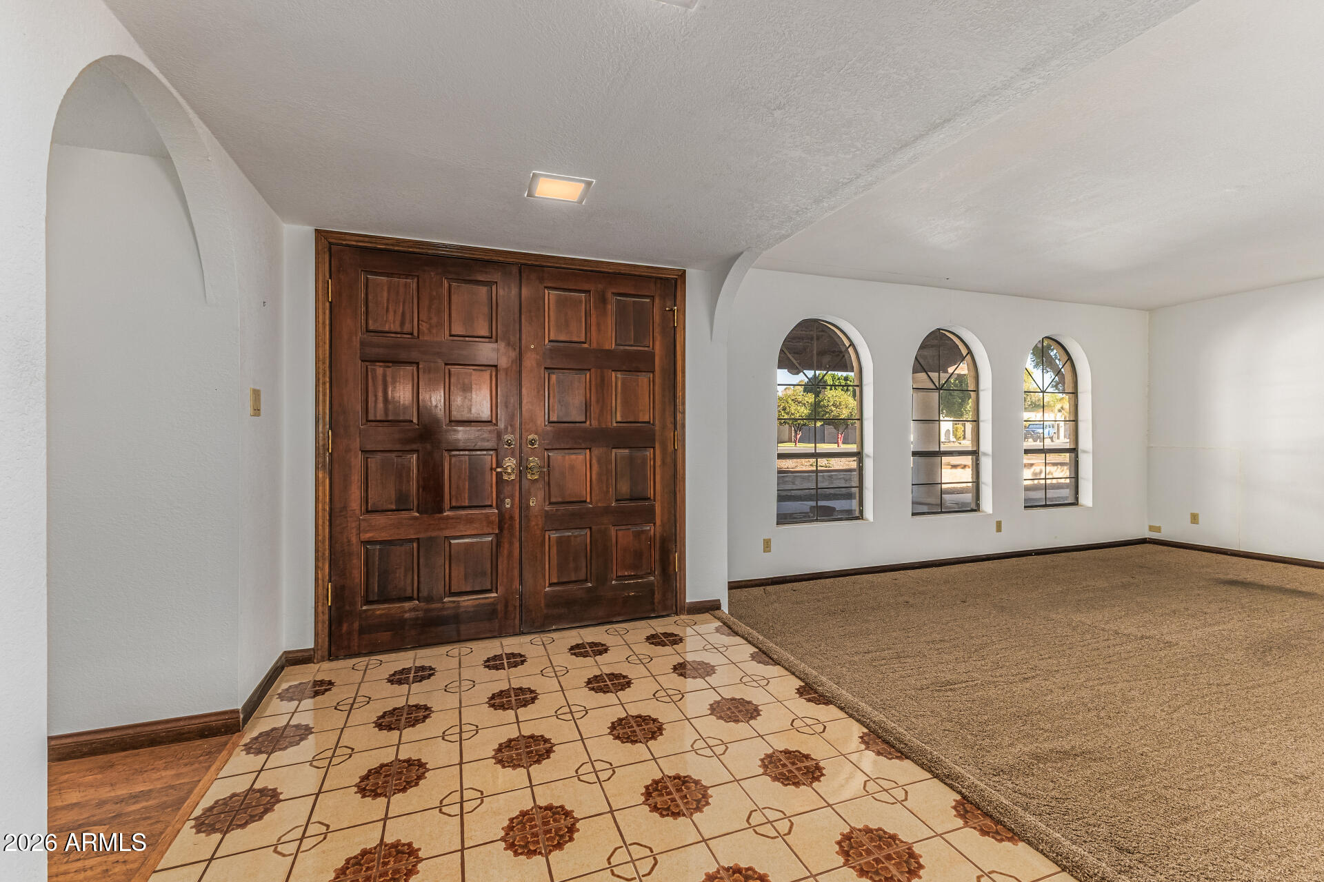 707 E REDFIELD Road E