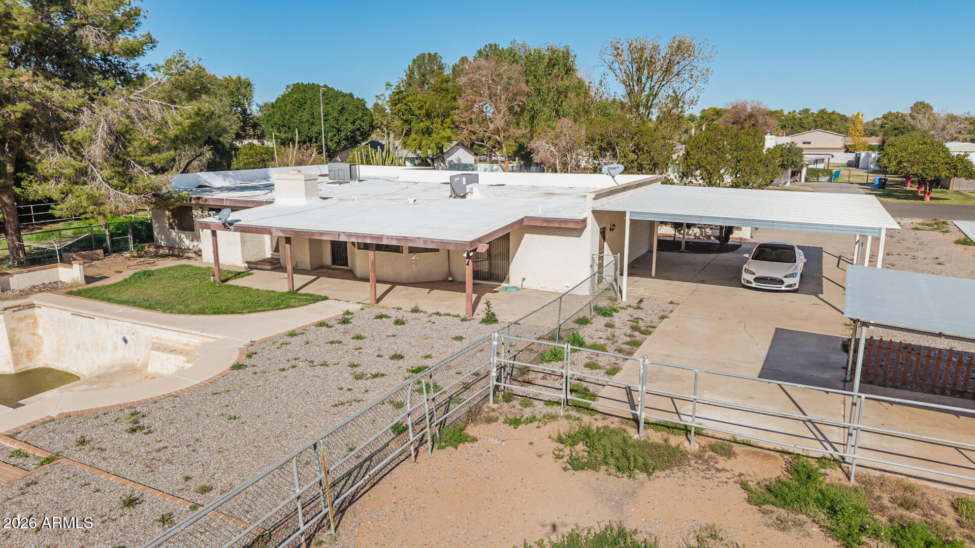 707 E REDFIELD Road E