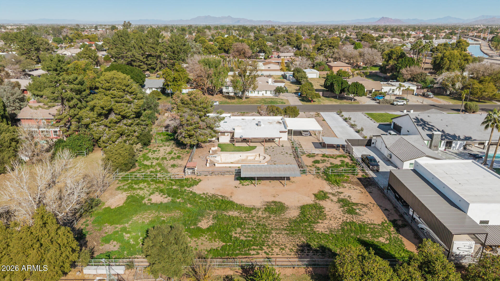 707 E REDFIELD Road E