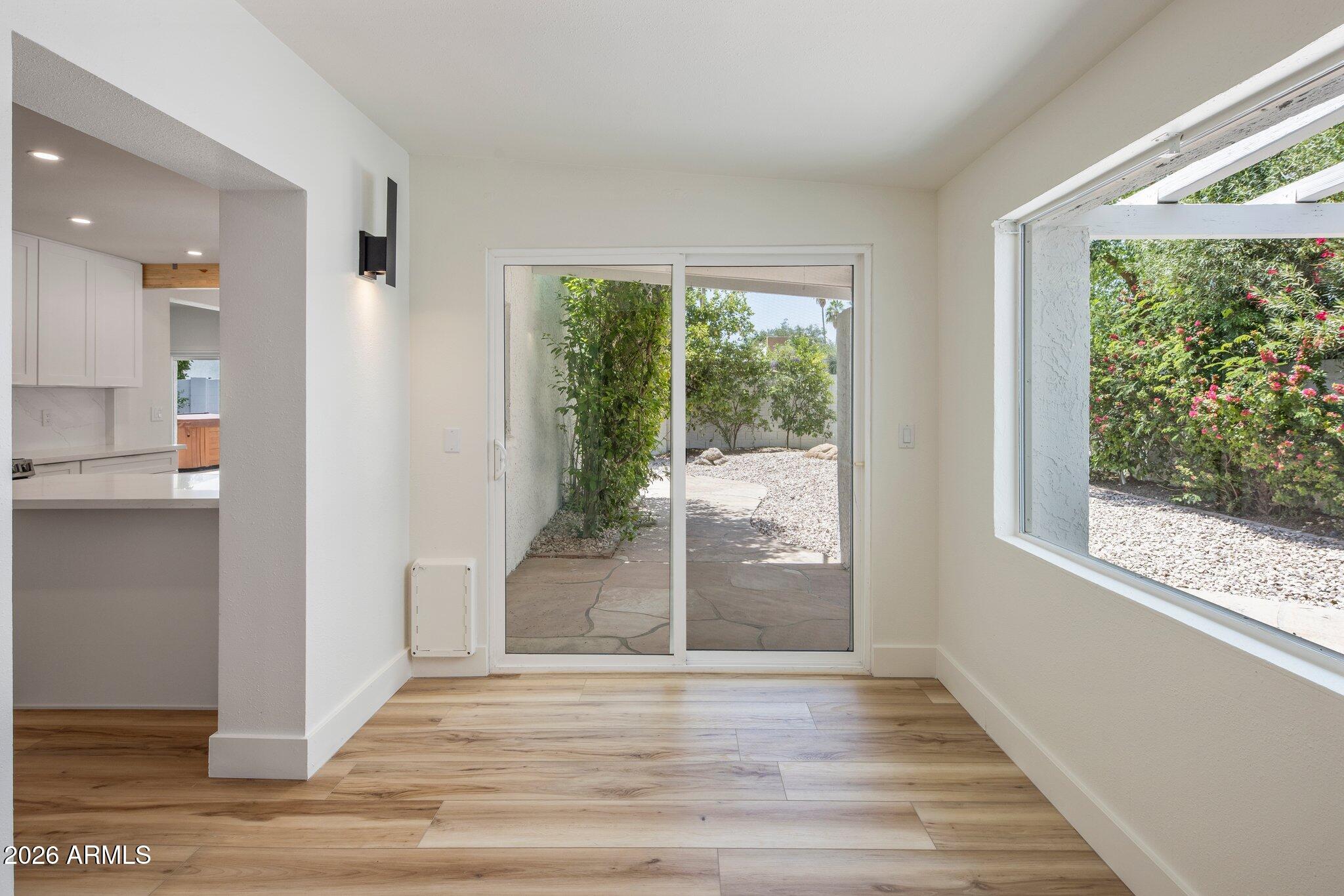 7727 E VALLEY VIEW Road