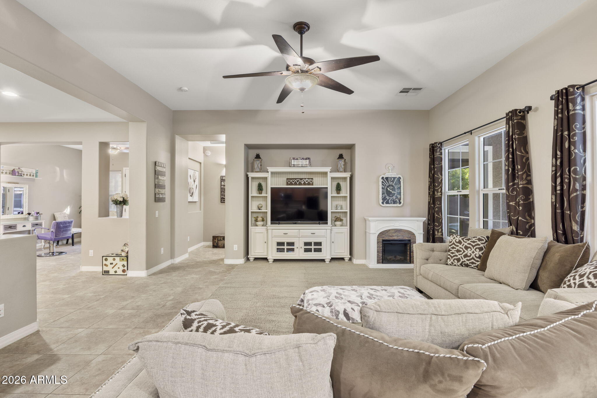 3831 E WEATHER VANE Road