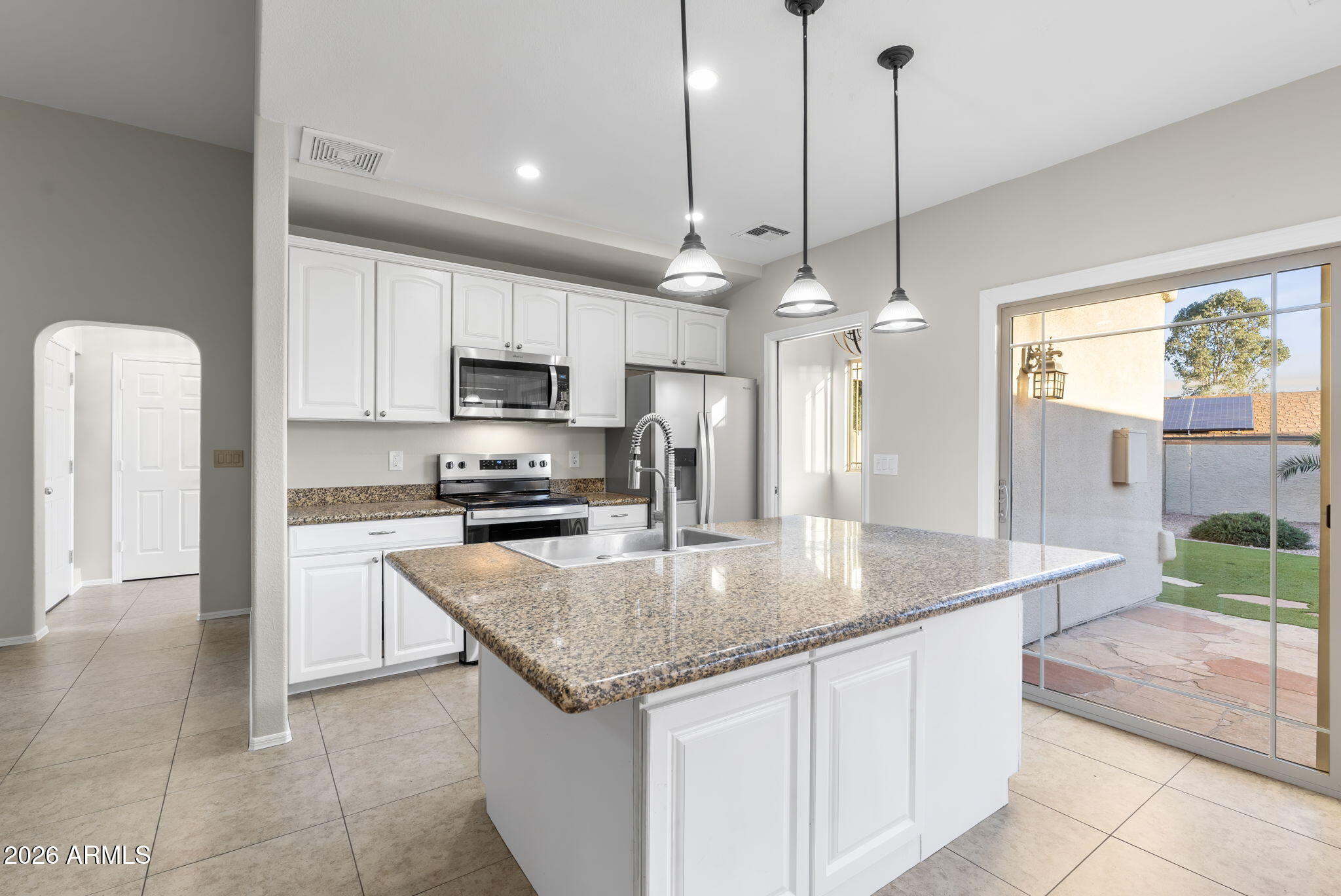 8841 E MEADOW HILL Drive