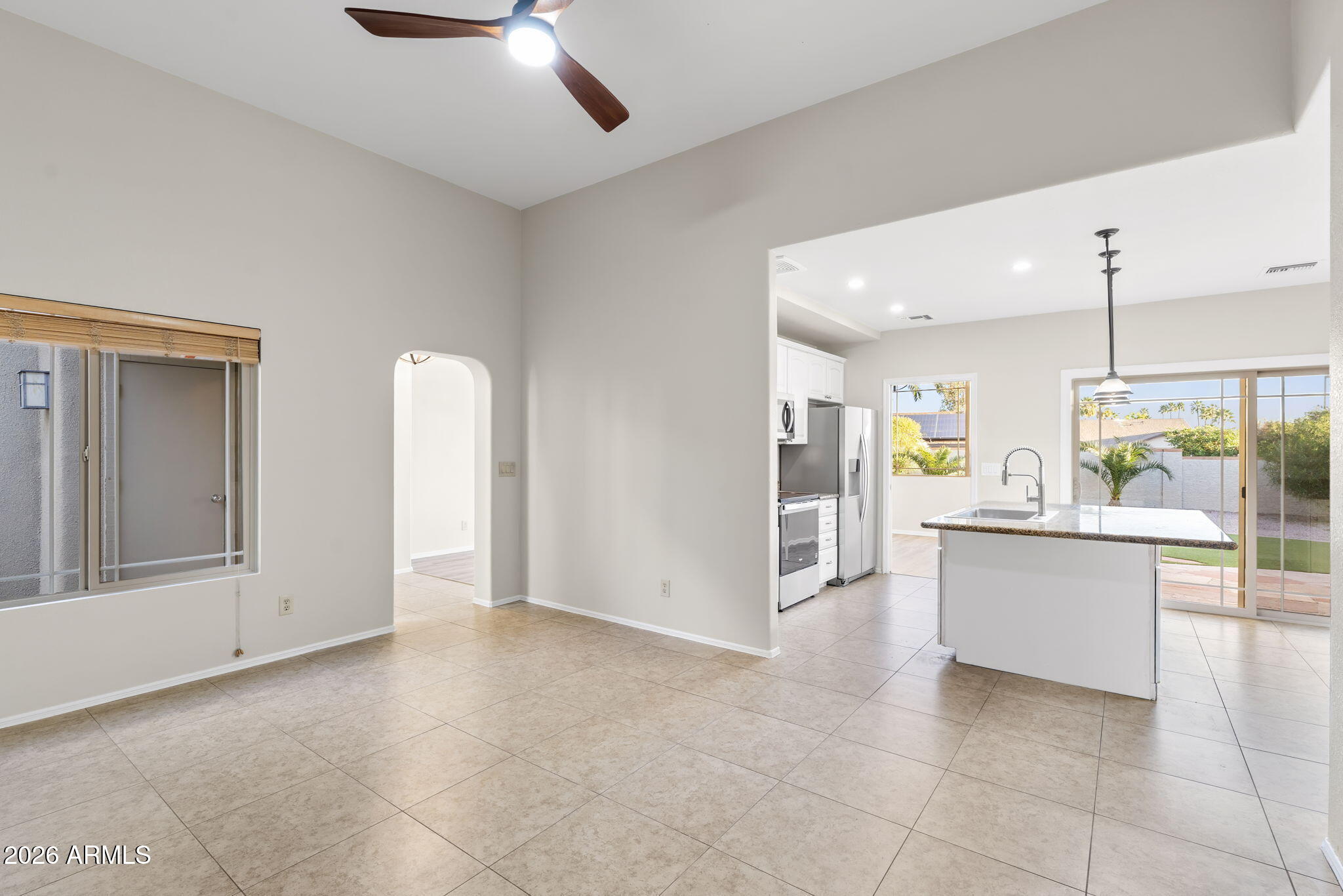 8841 E MEADOW HILL Drive