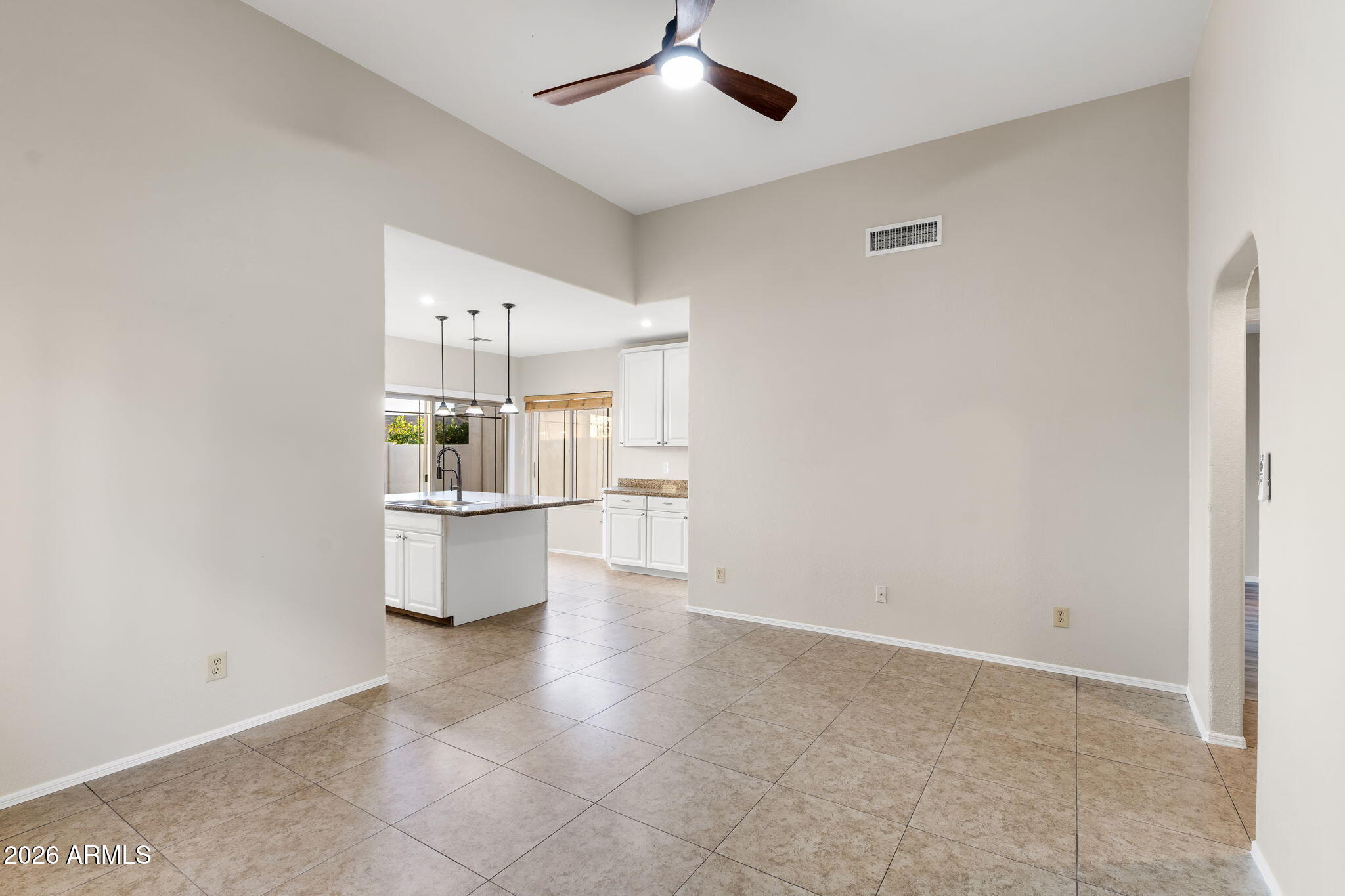 8841 E MEADOW HILL Drive