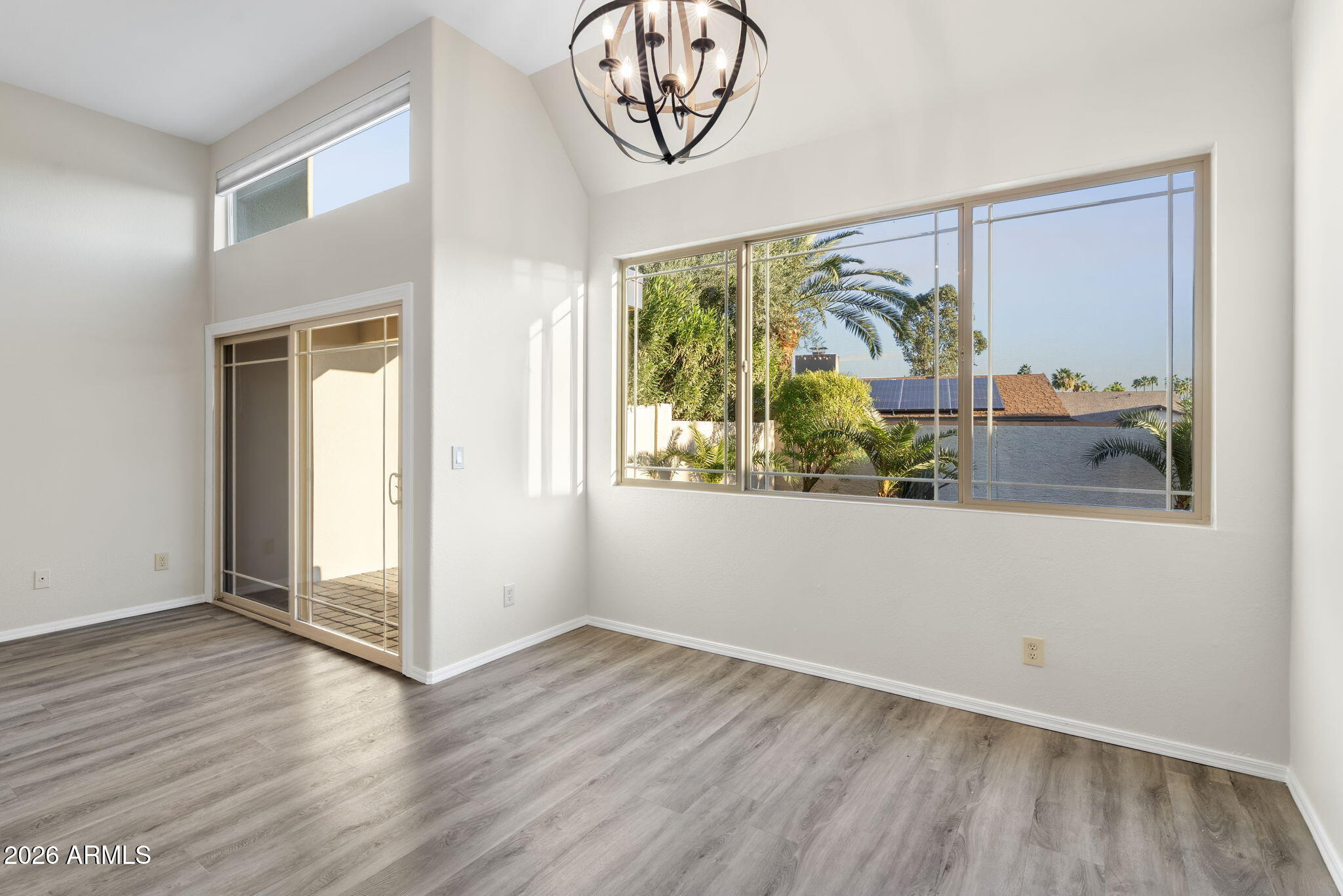 8841 E MEADOW HILL Drive