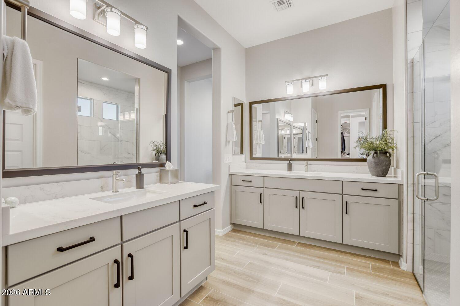 20812 W SAN JUAN Avenue