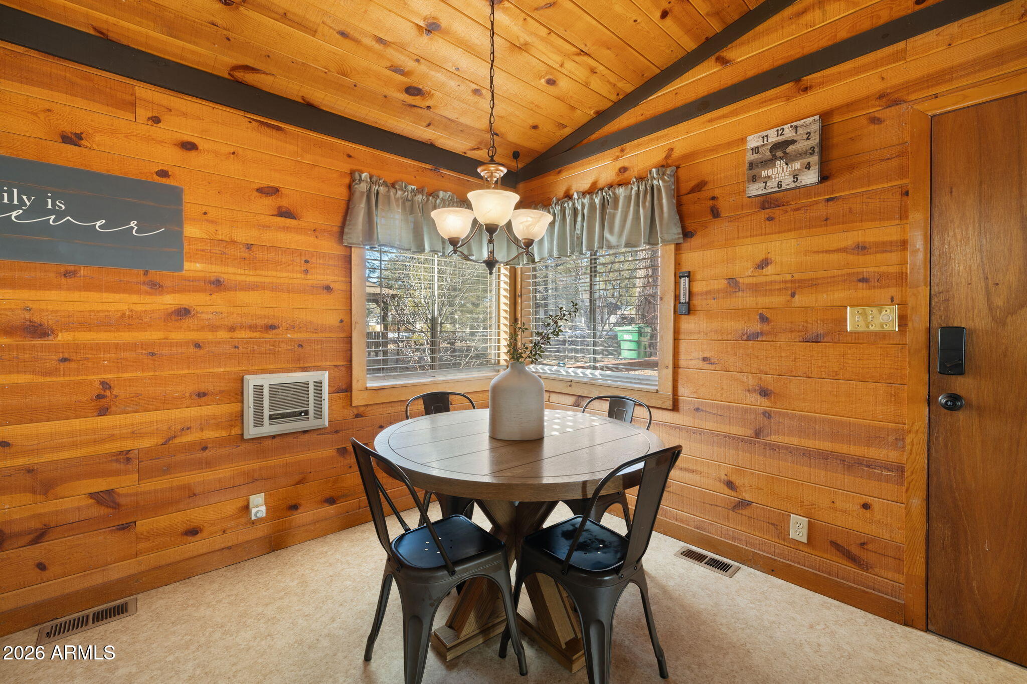 735 E CEDAR WOOD Drive