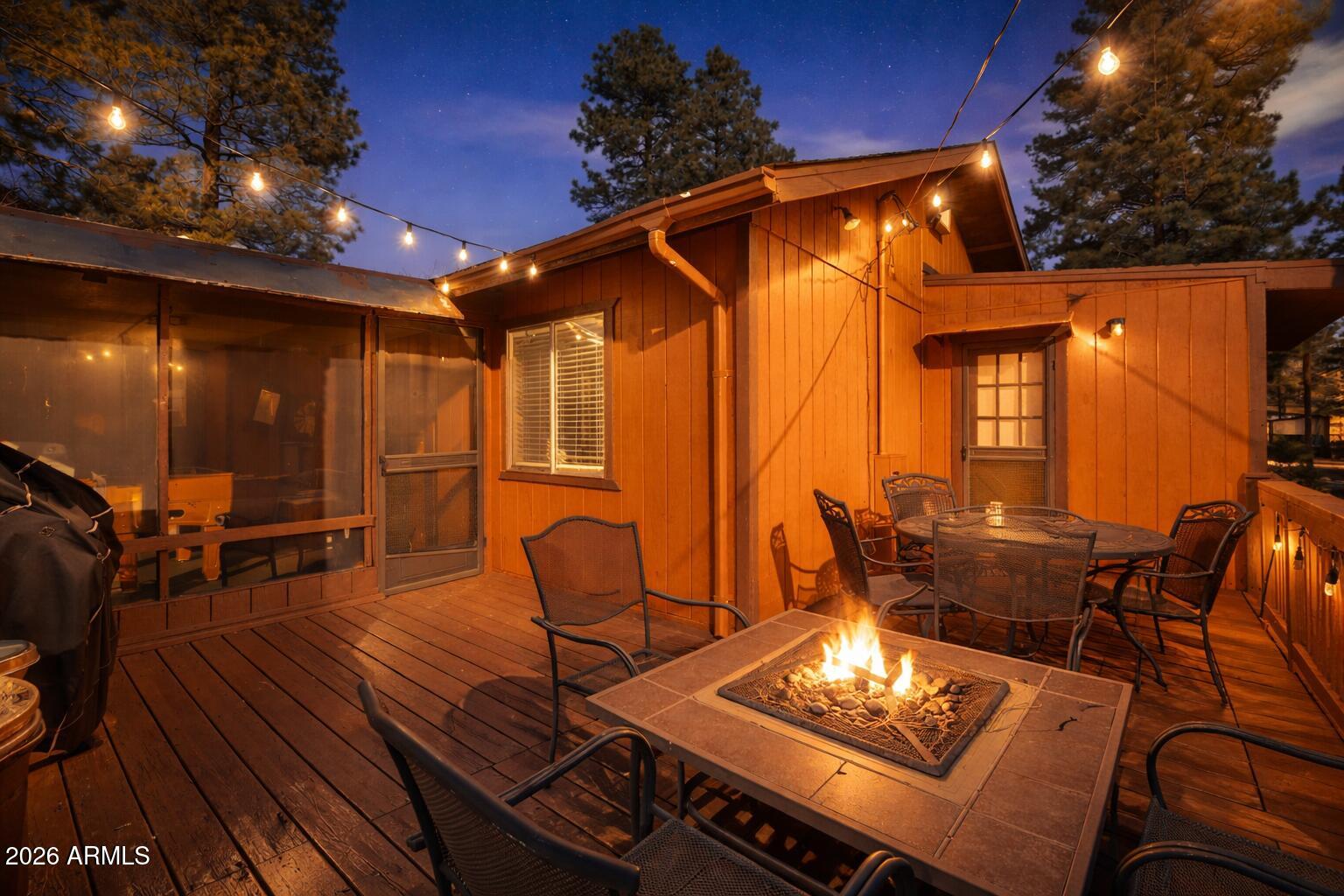 735 E CEDAR WOOD Drive