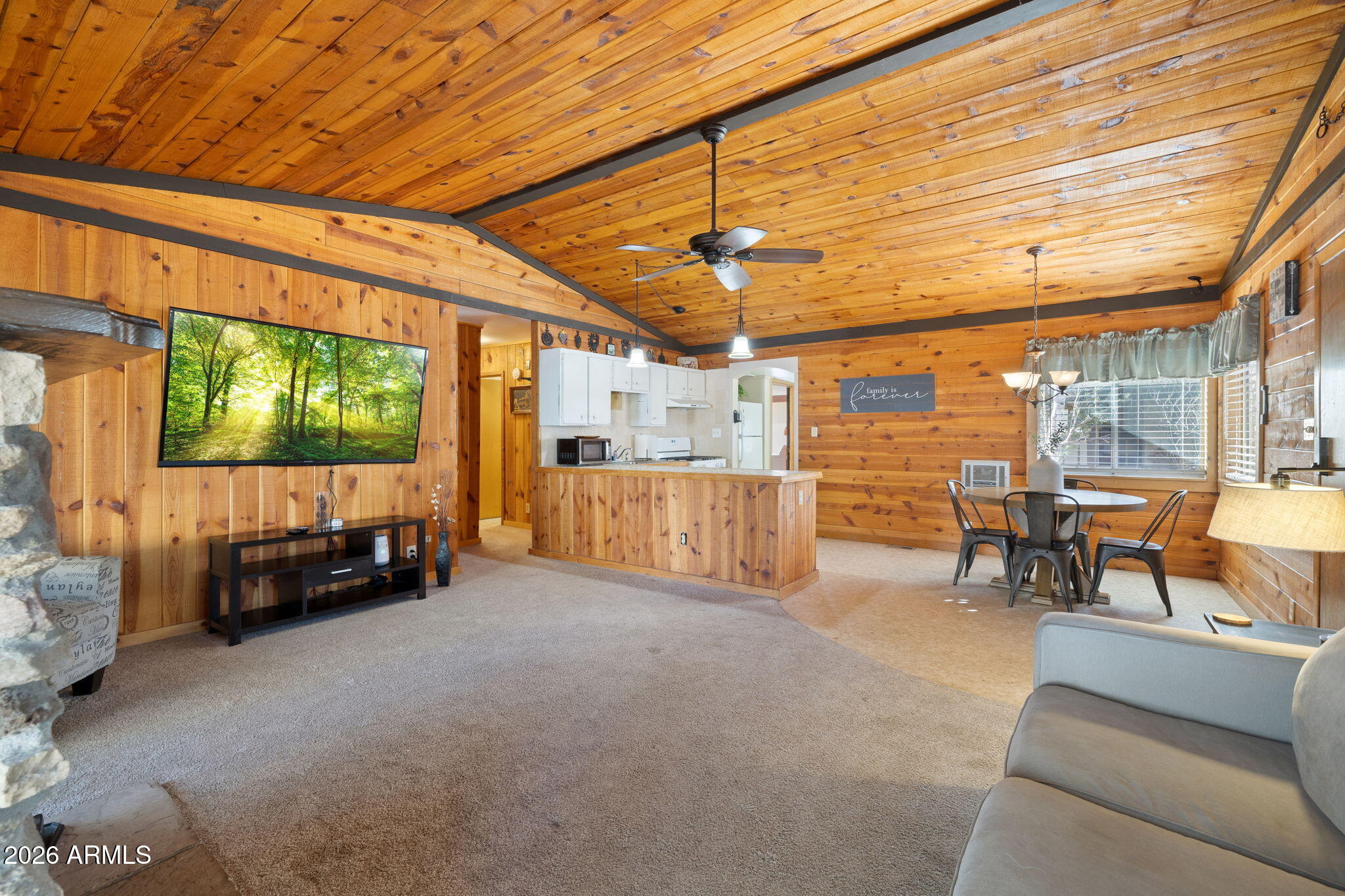 735 E CEDAR WOOD Drive