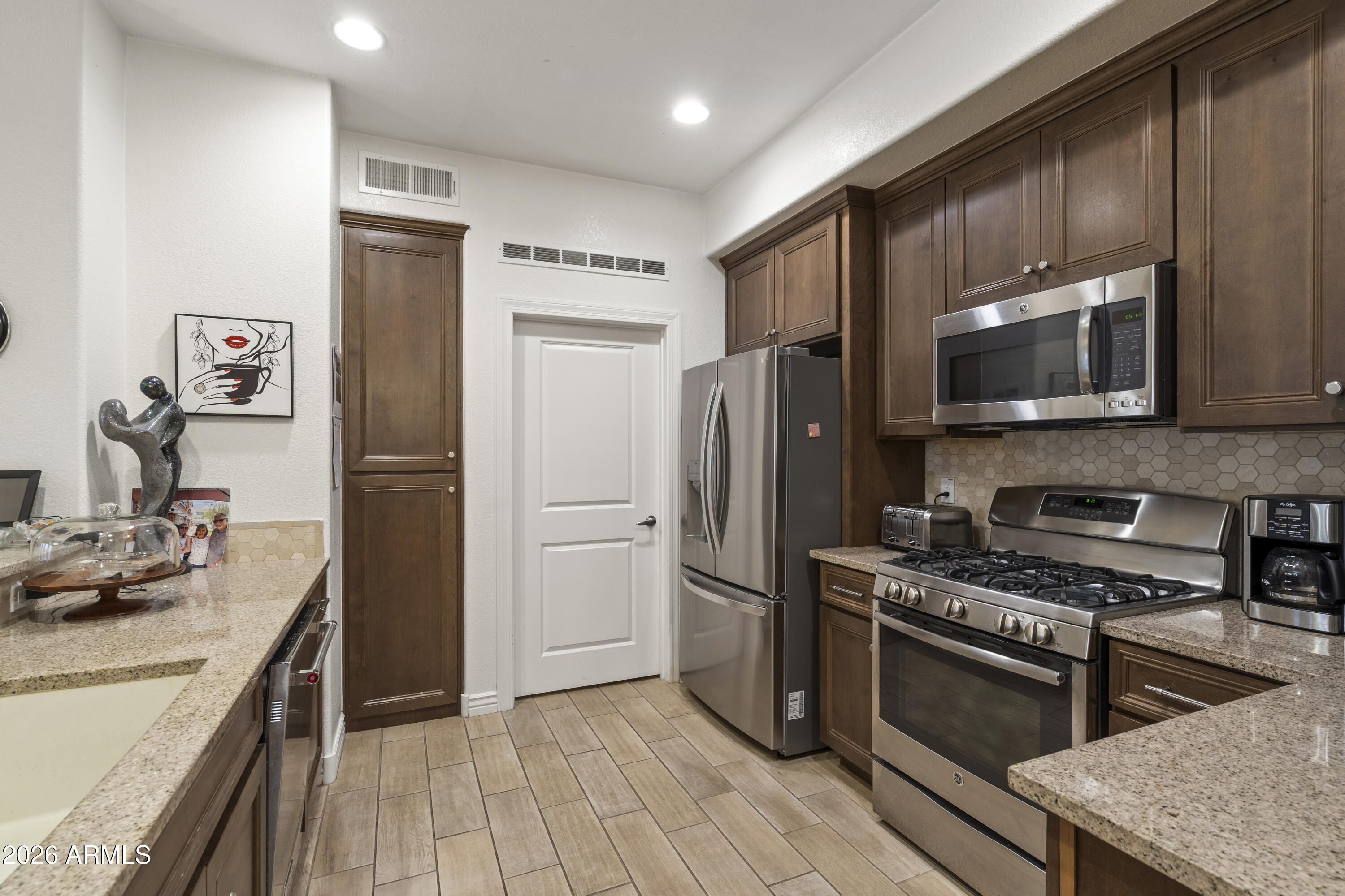 7601 E INDIAN BEND Road 1012