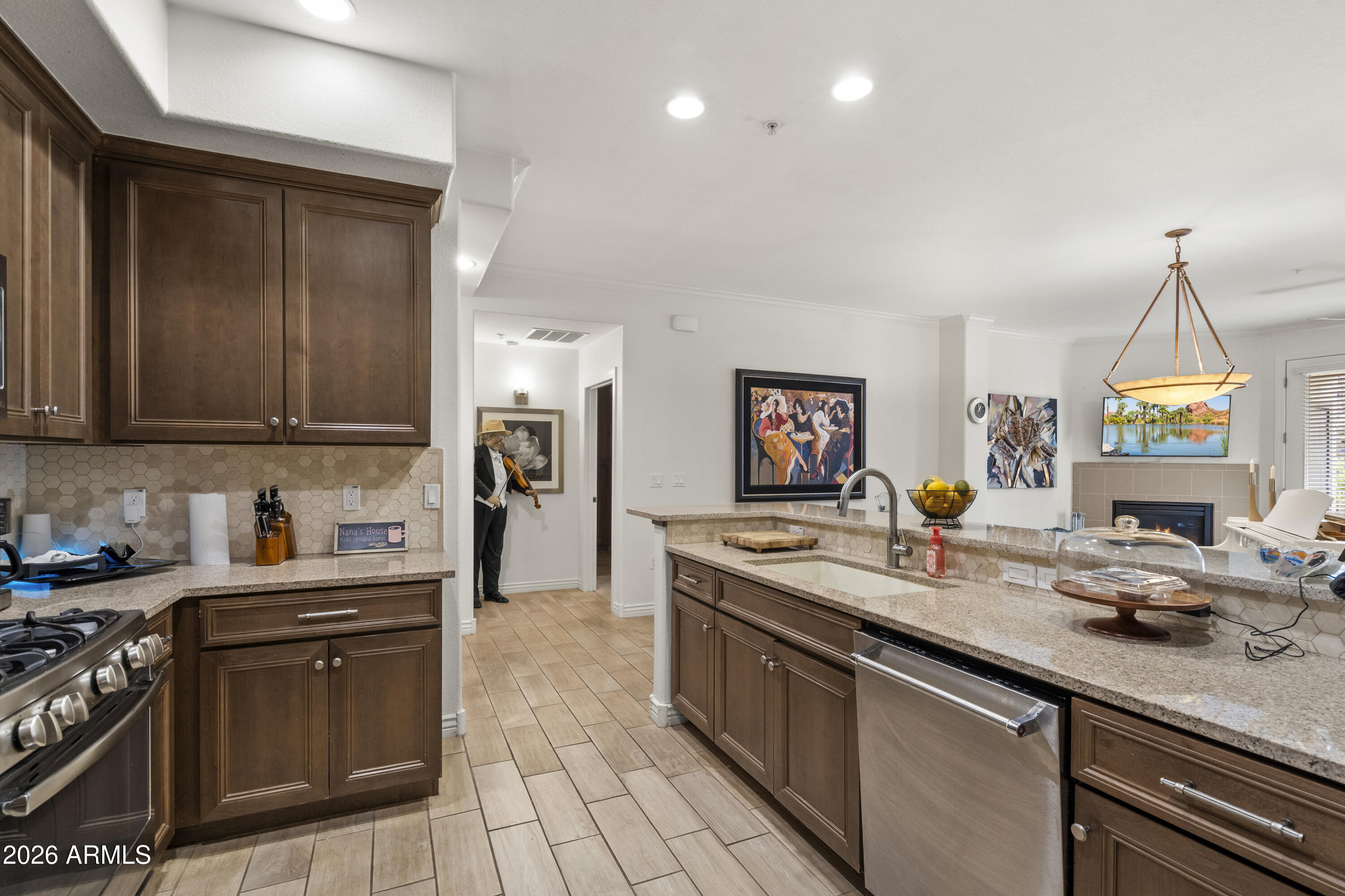 7601 E INDIAN BEND Road 1012