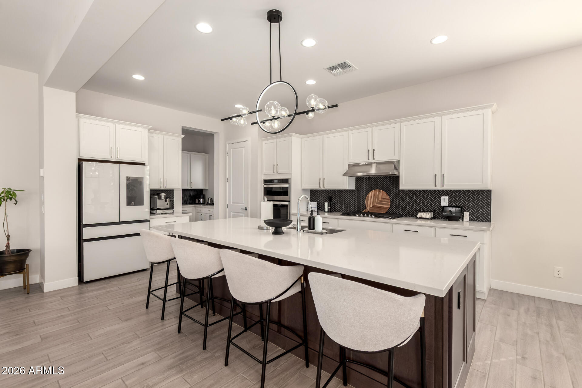 10337 E TRILLIUM Avenue