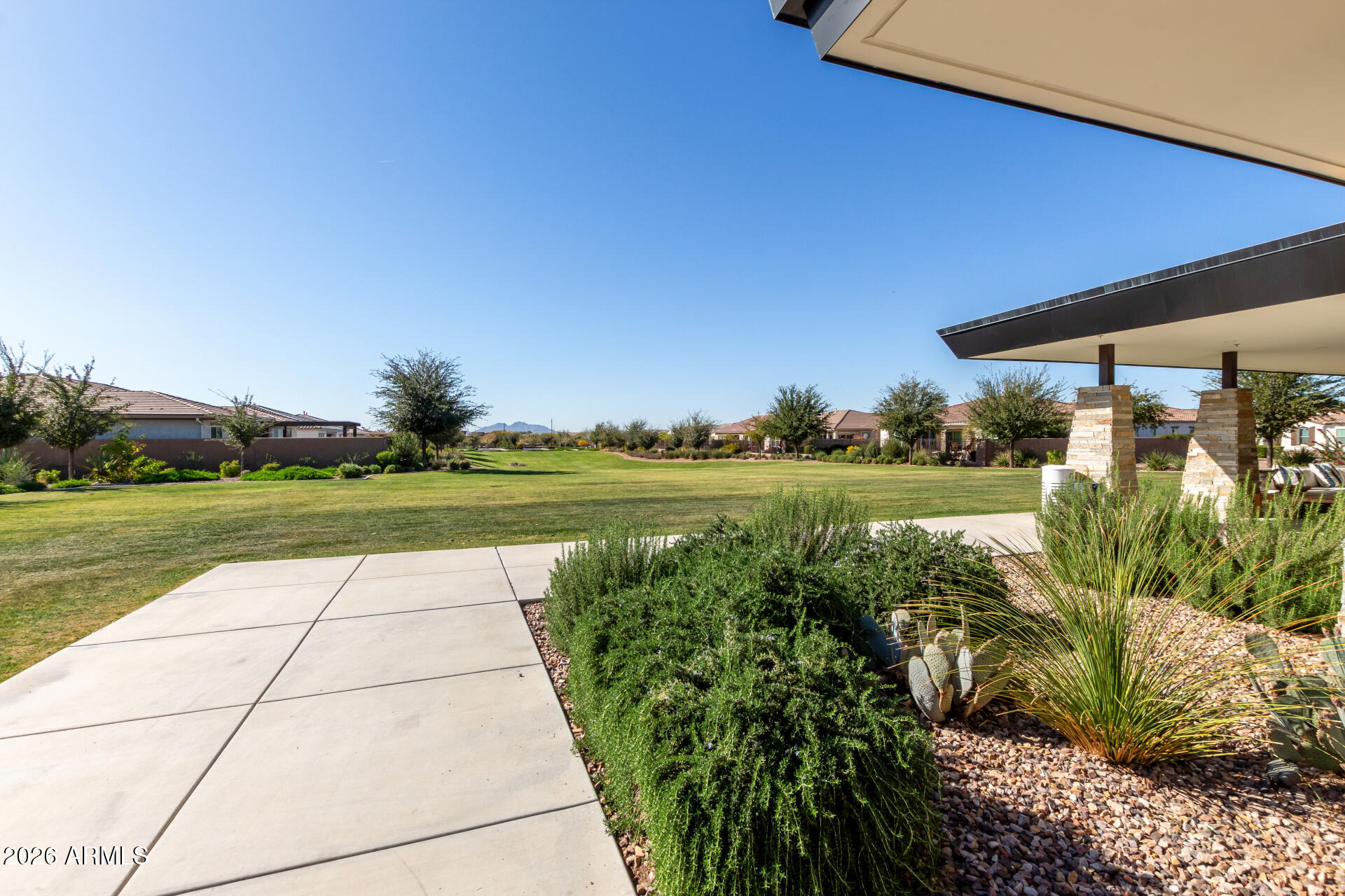 10337 E TRILLIUM Avenue