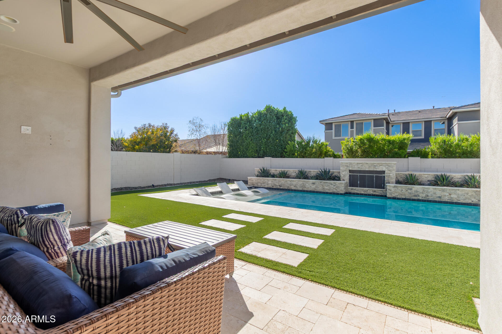 10337 E TRILLIUM Avenue