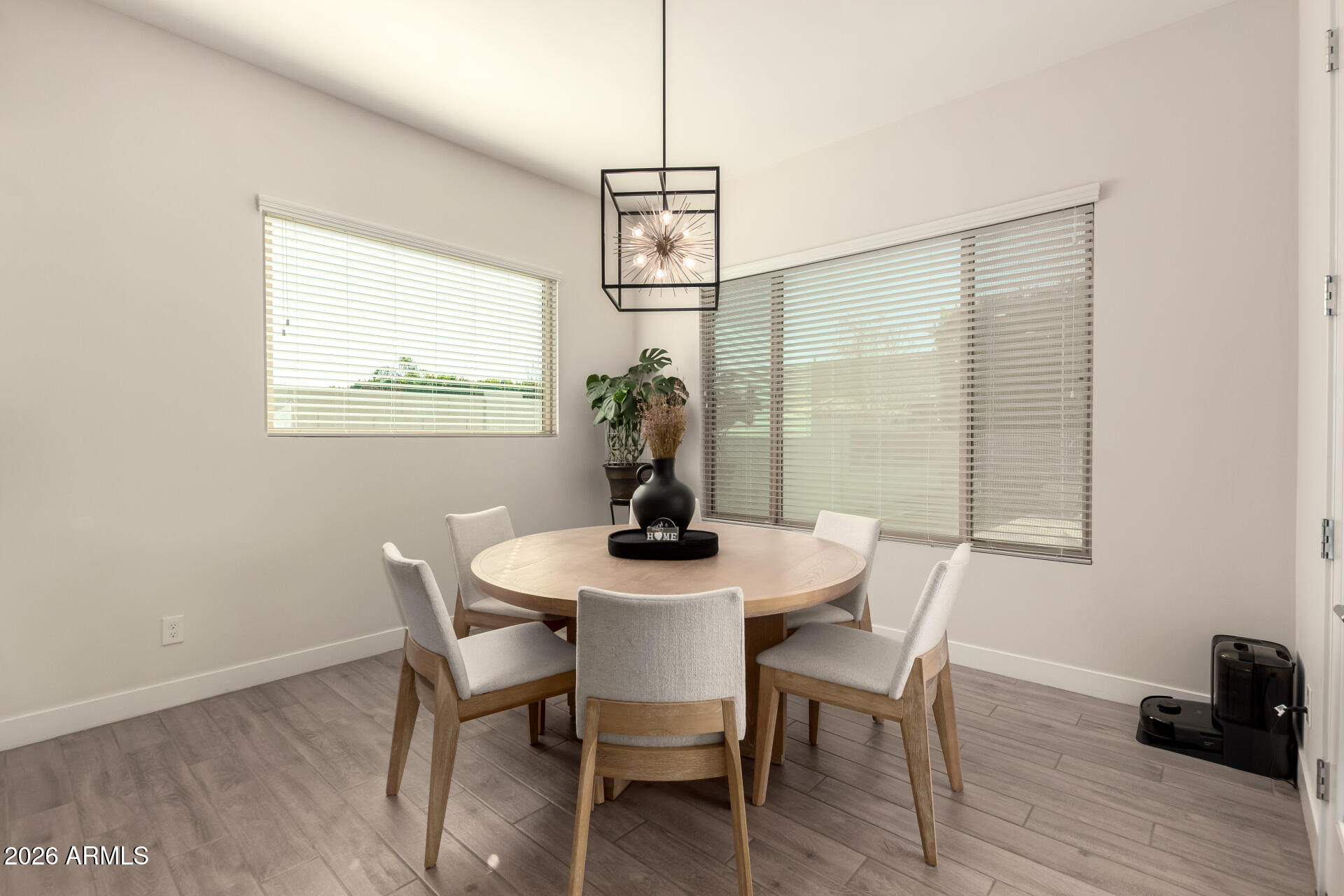 10337 E TRILLIUM Avenue