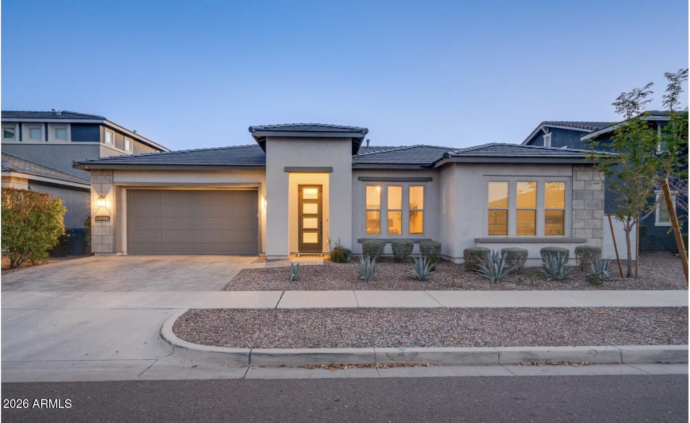 10337 E TRILLIUM Avenue